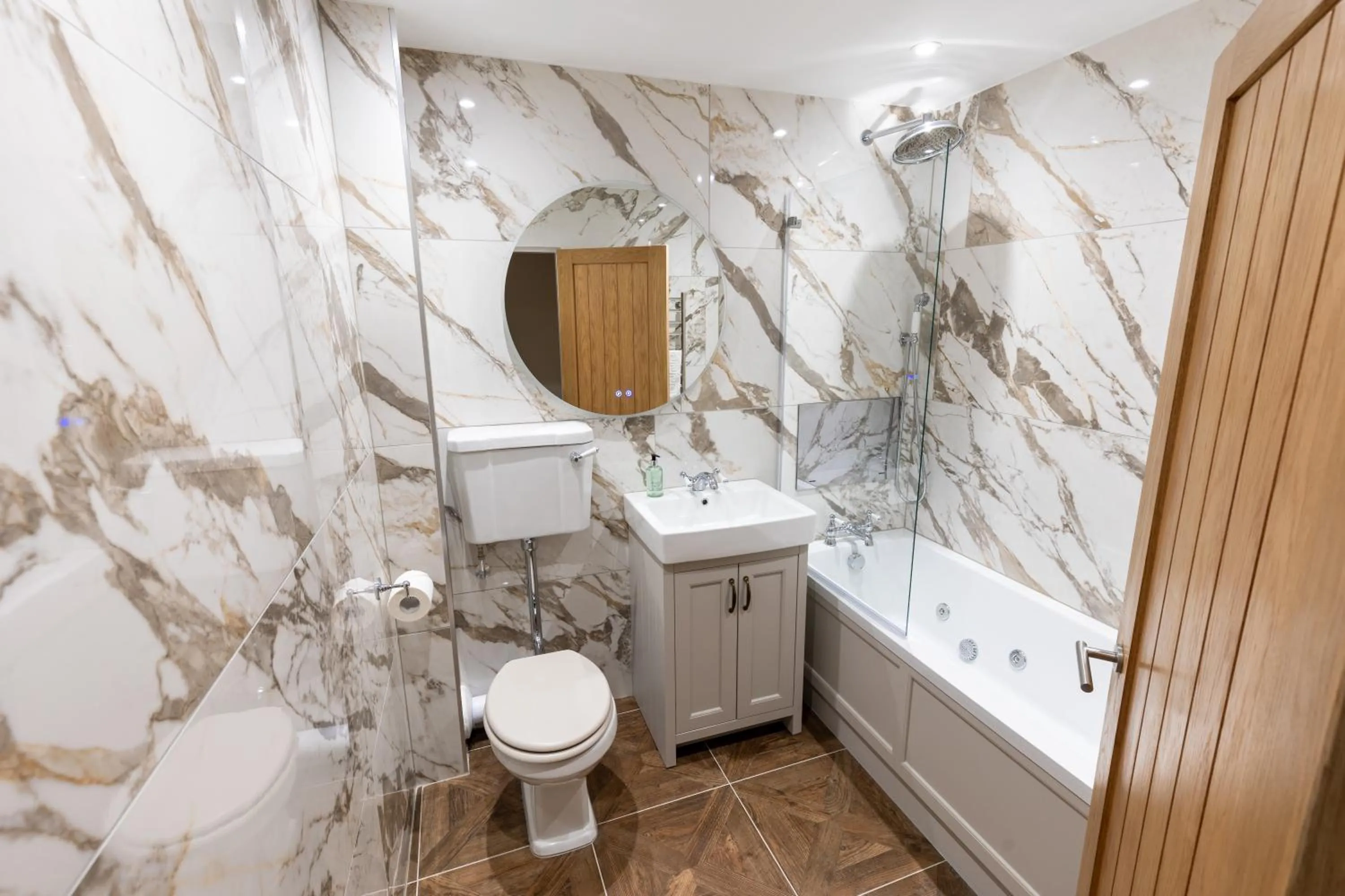 Bathroom in The Resolution Hotel