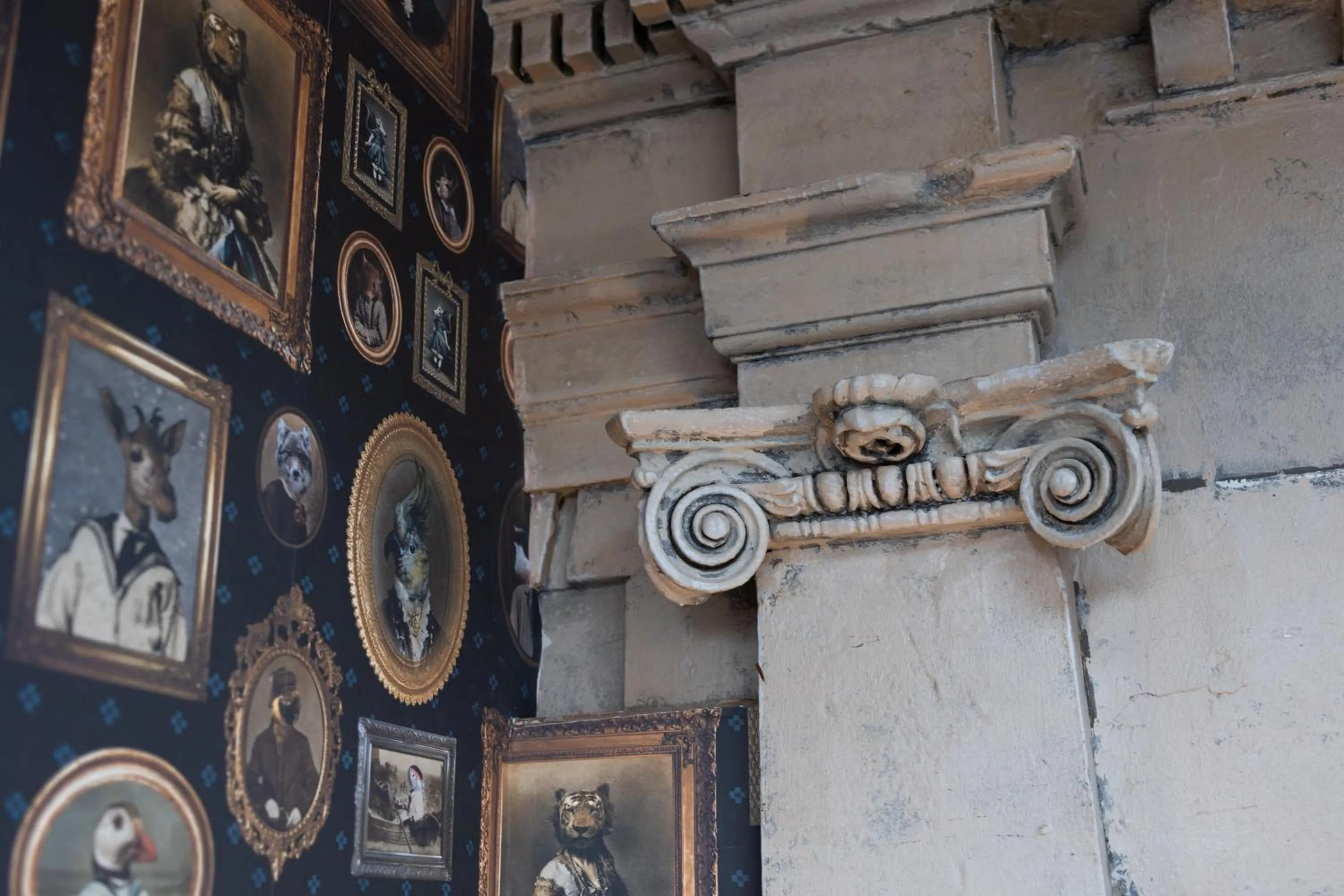 Decorative detail in The Resolution Hotel