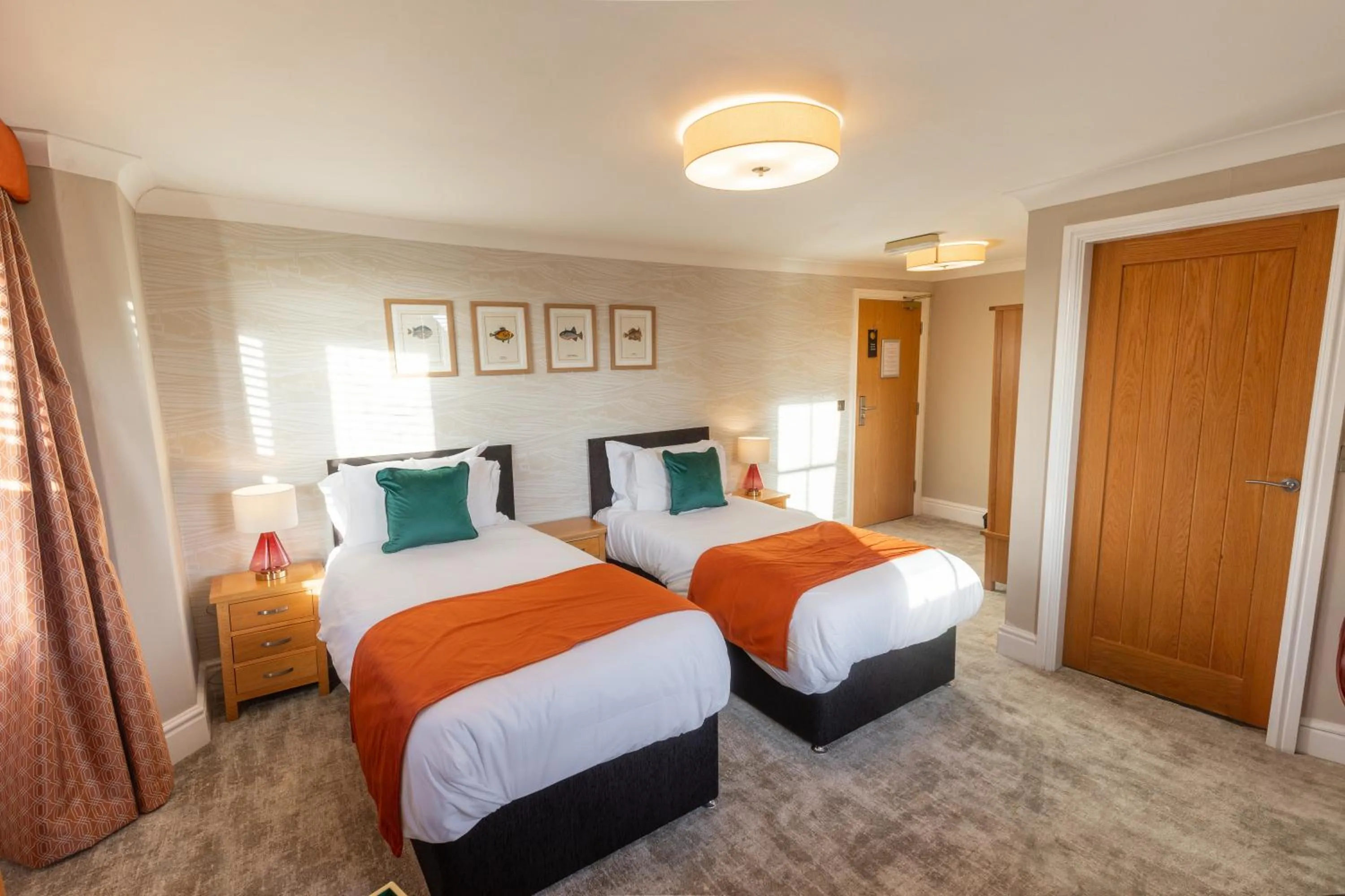 Bedroom, Bed in The Resolution Hotel