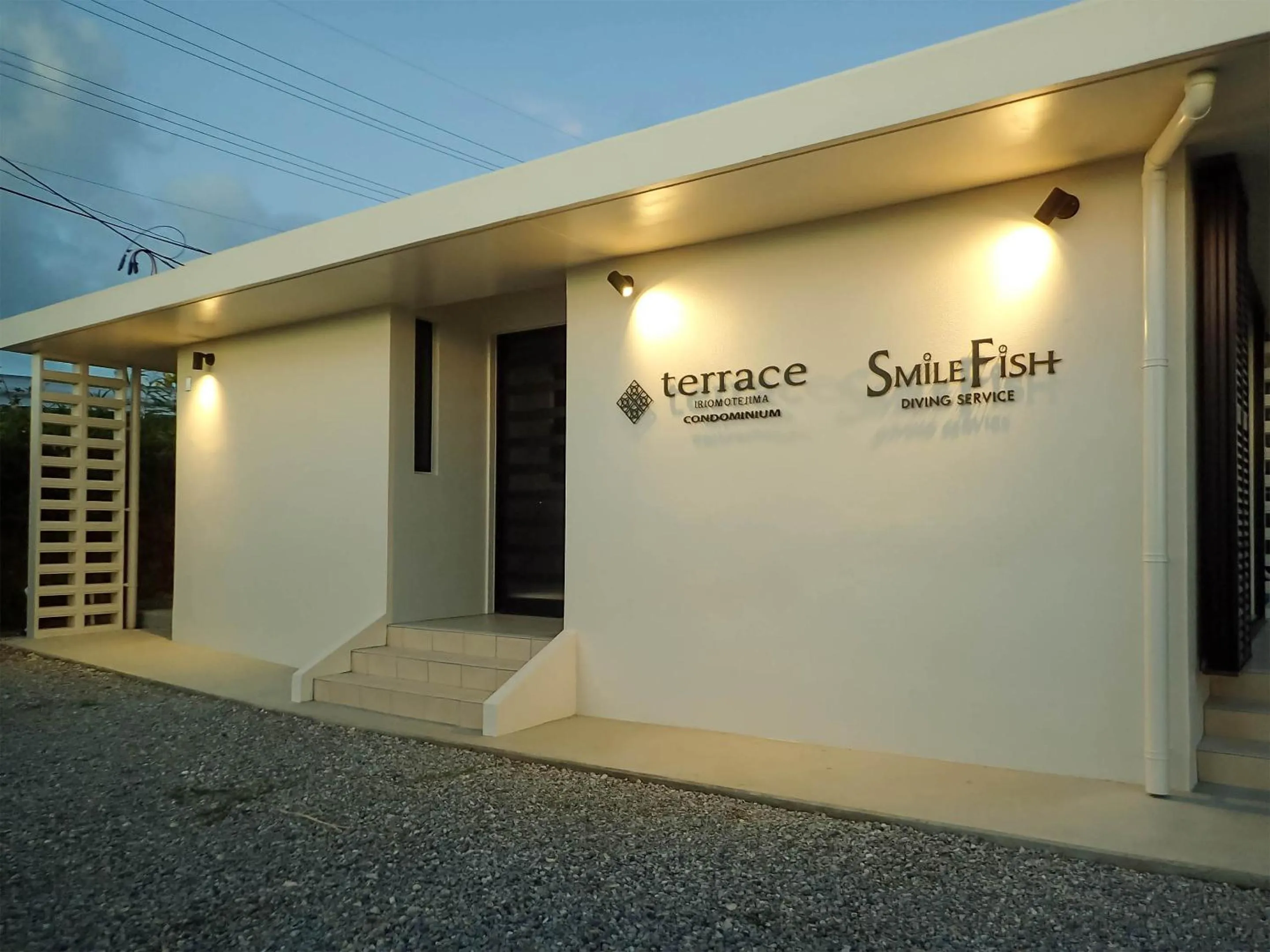 Property building in terrace IRIOMOTEJIMA CONDOMINIUM