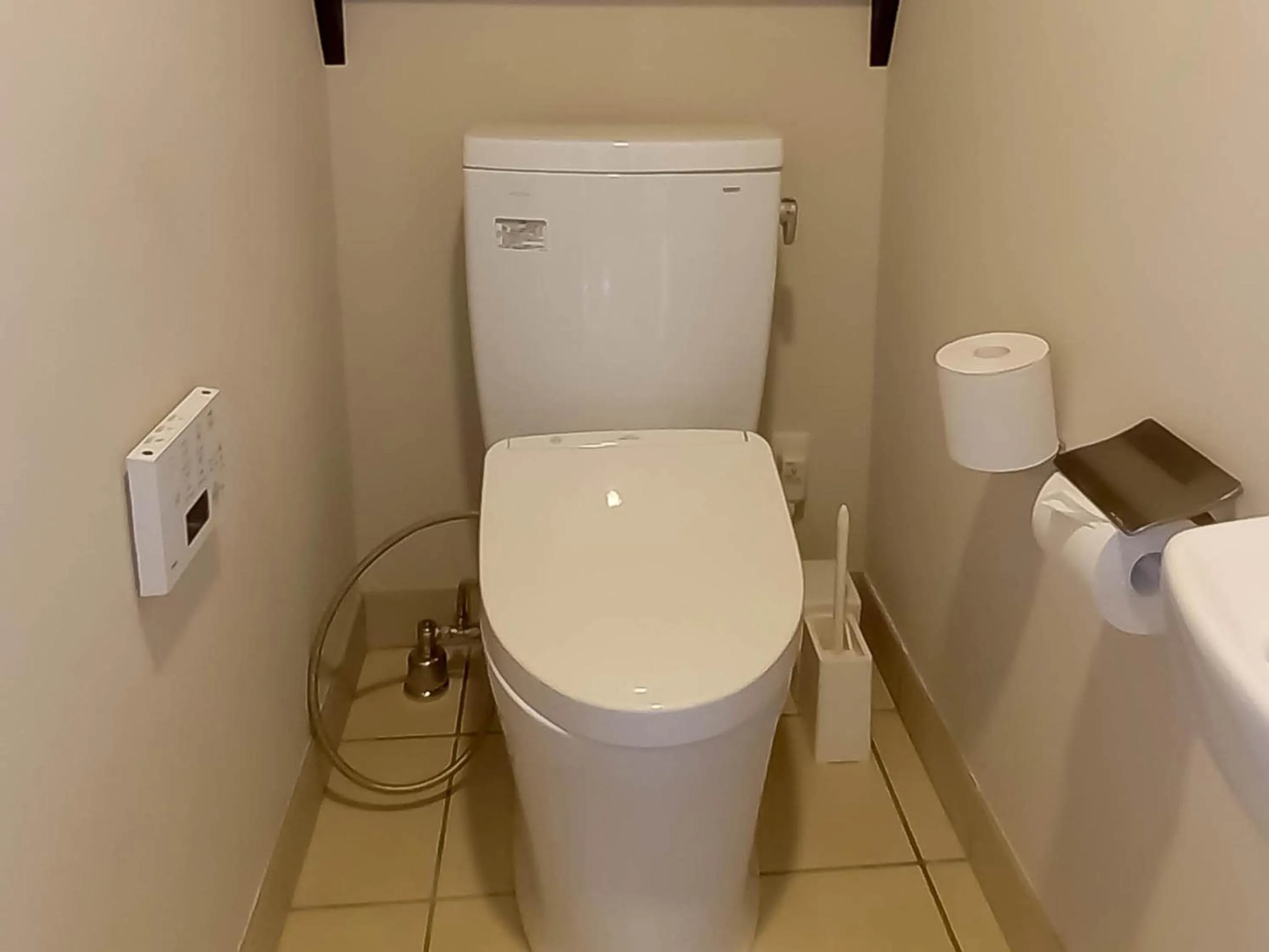 Toilet in terrace IRIOMOTEJIMA CONDOMINIUM