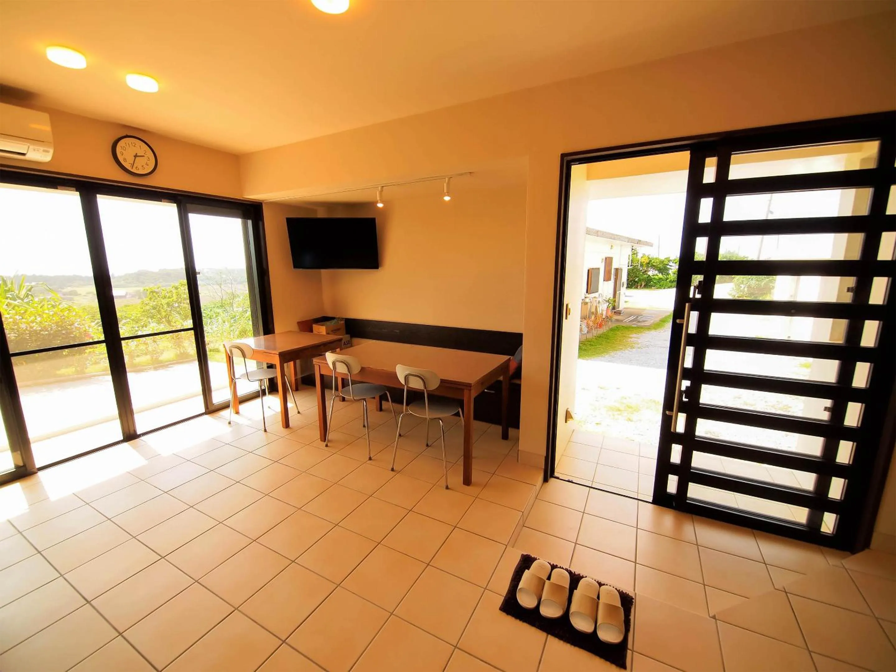 Facade/entrance in terrace IRIOMOTEJIMA CONDOMINIUM