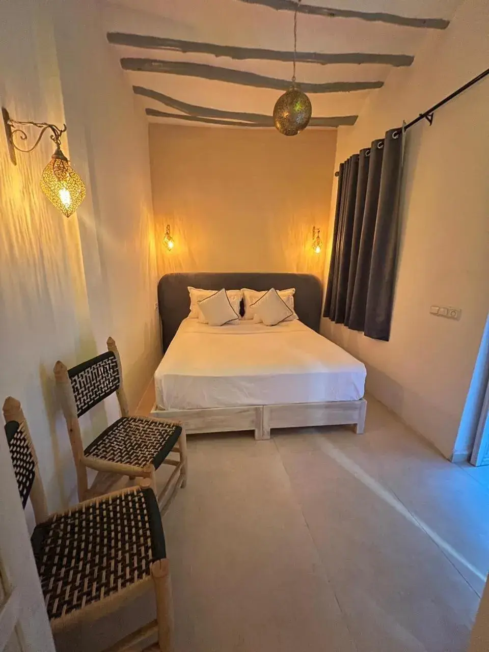 Double Room in Riad les 2 Portes Double Room in Riad les 2 Portes