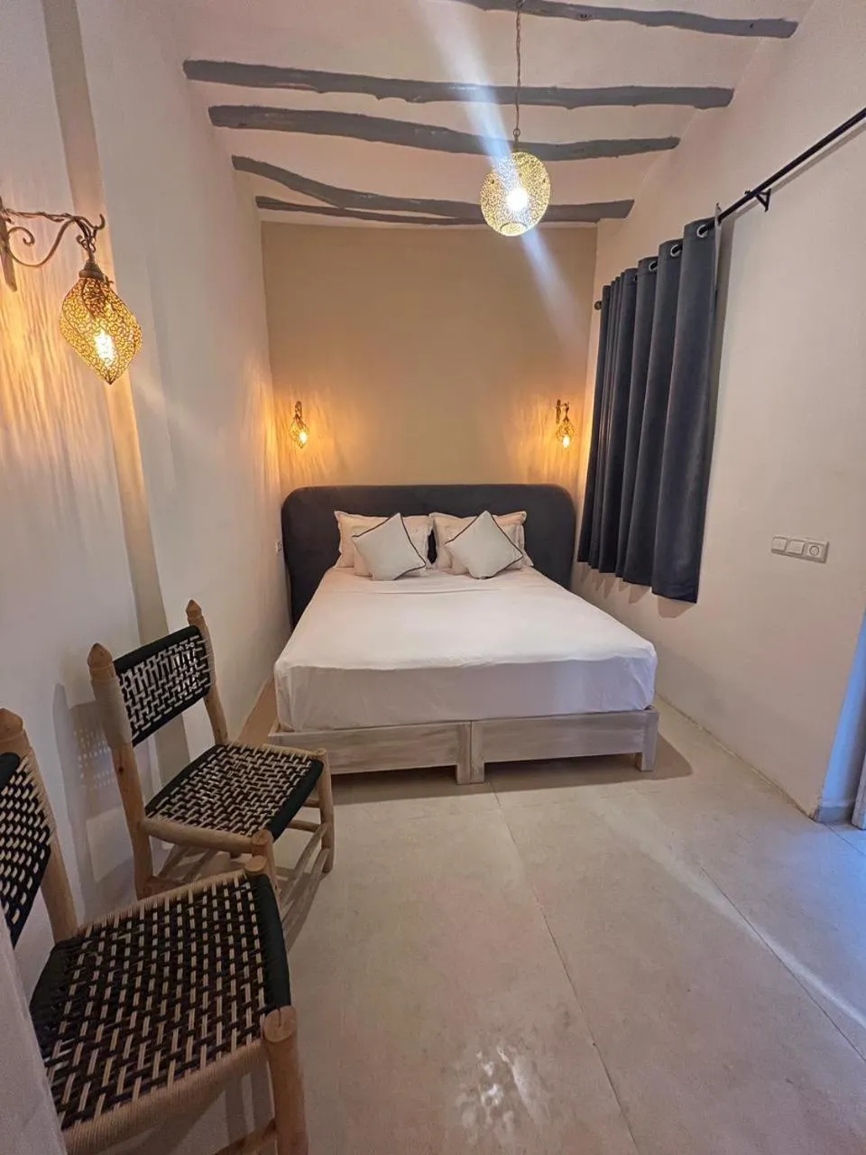 Bed in Riad les 2 Portes