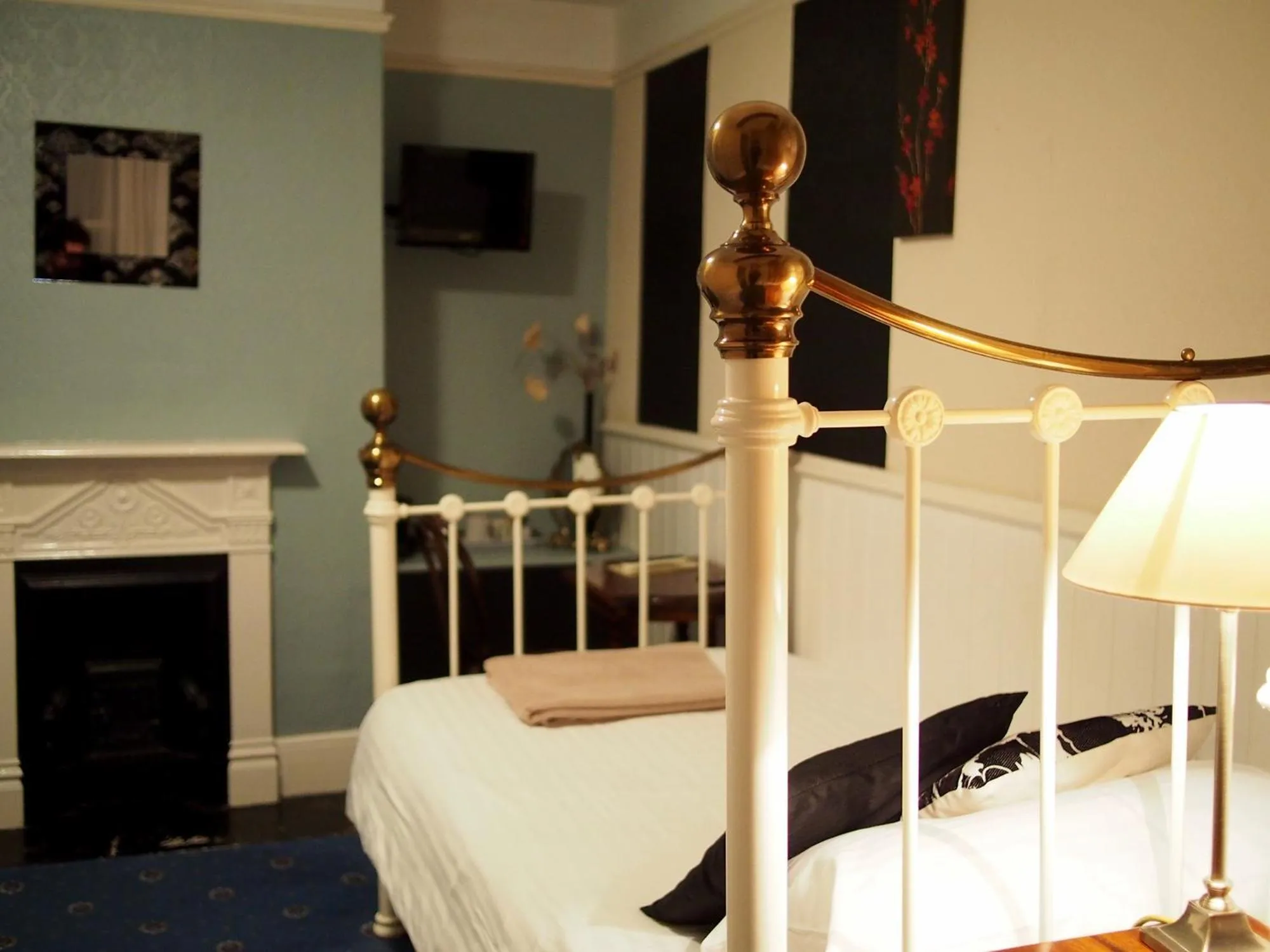 Bed in The Coach House