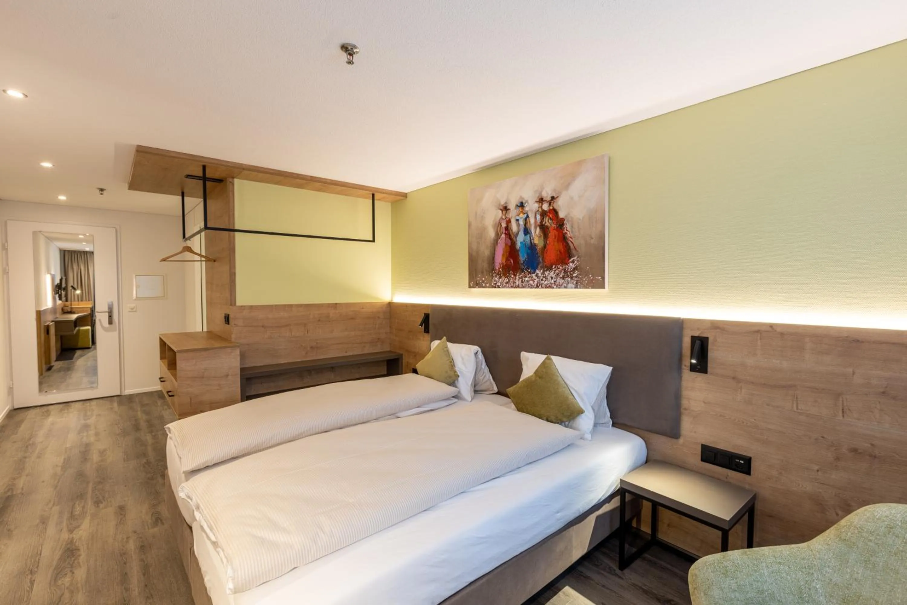 Photo of the whole room, Bed in Hotel Flamatt