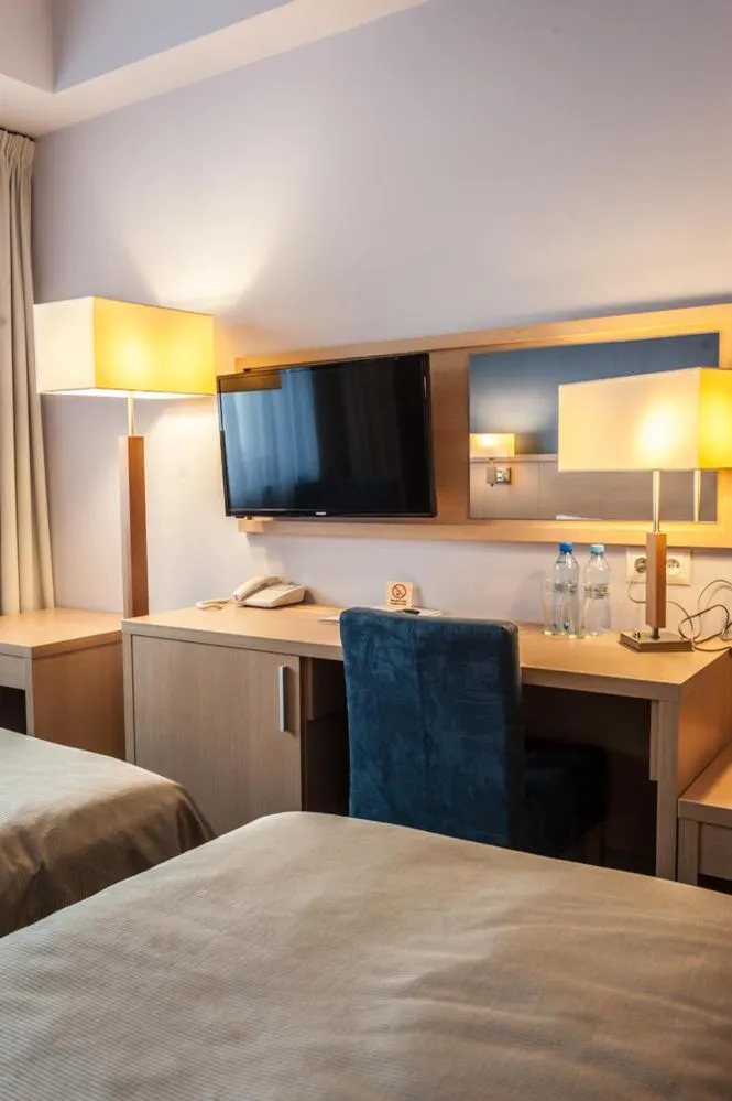 TV and multimedia, Bed in Hotel Lazur SPA & Conference