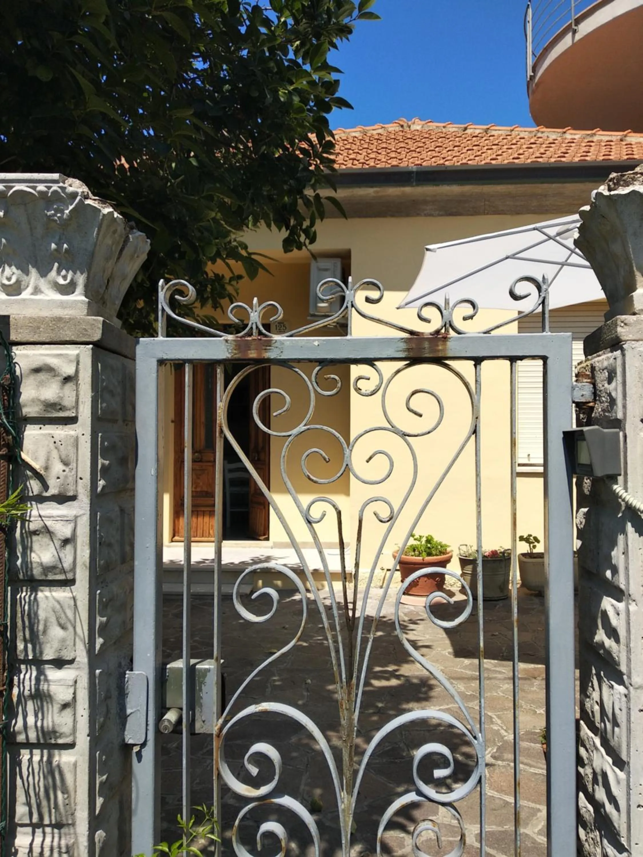 Property building in CasAmare b&b