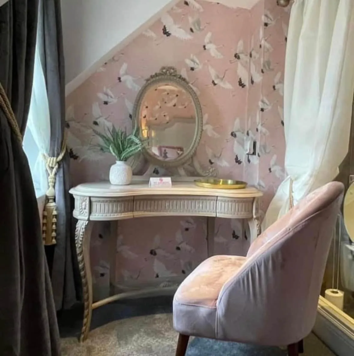 Bedroom in OYO The Townhouse