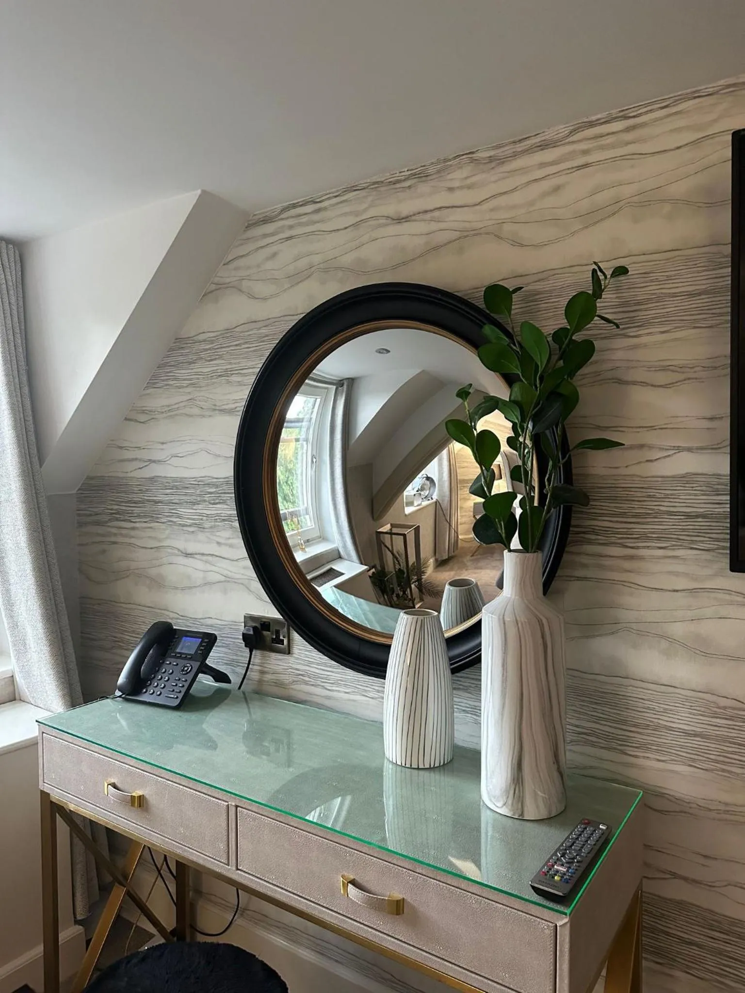 Bathroom in OYO The Townhouse