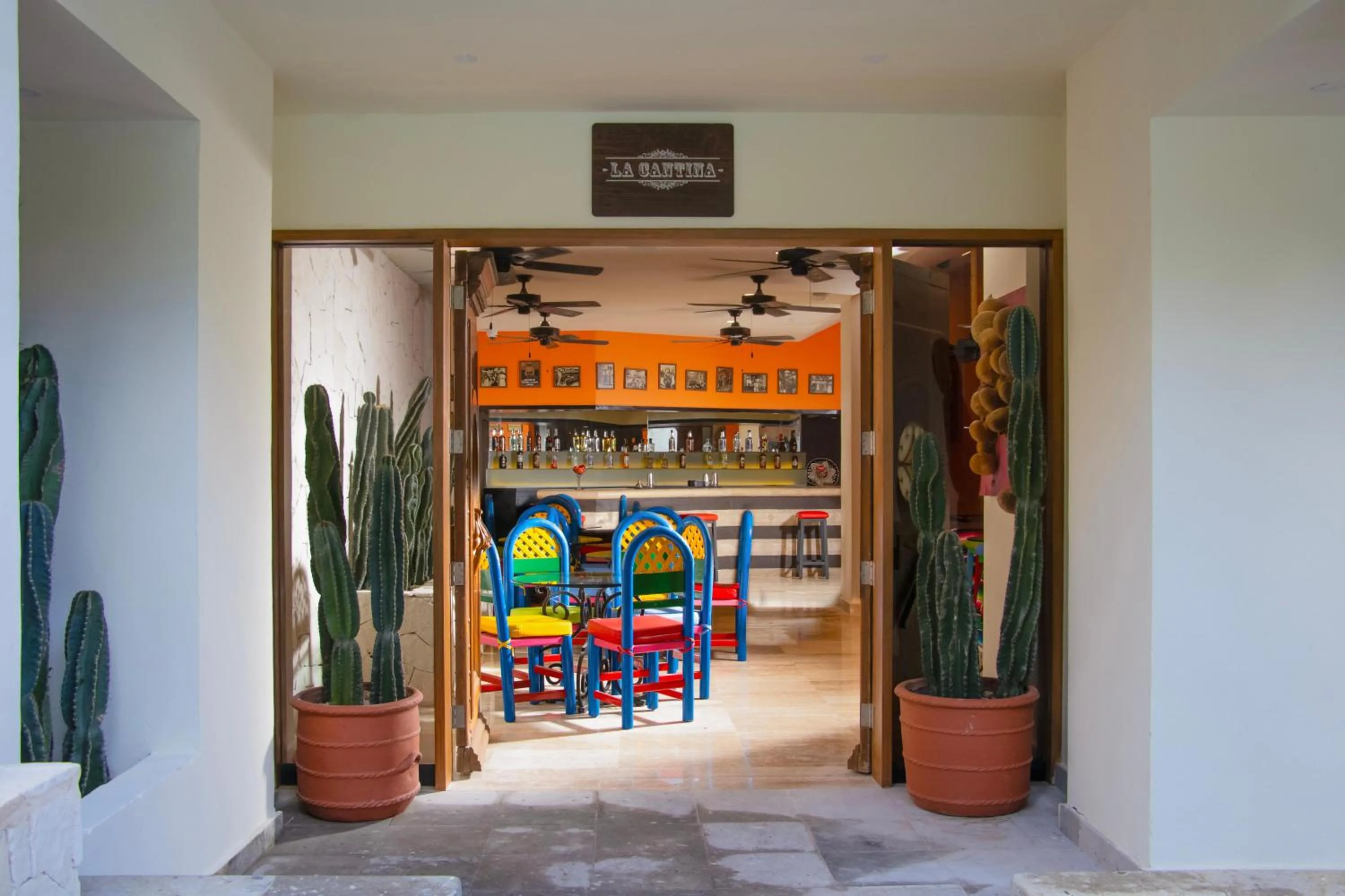 Restaurant/places to eat in Smart Cancun the Urban Oasis