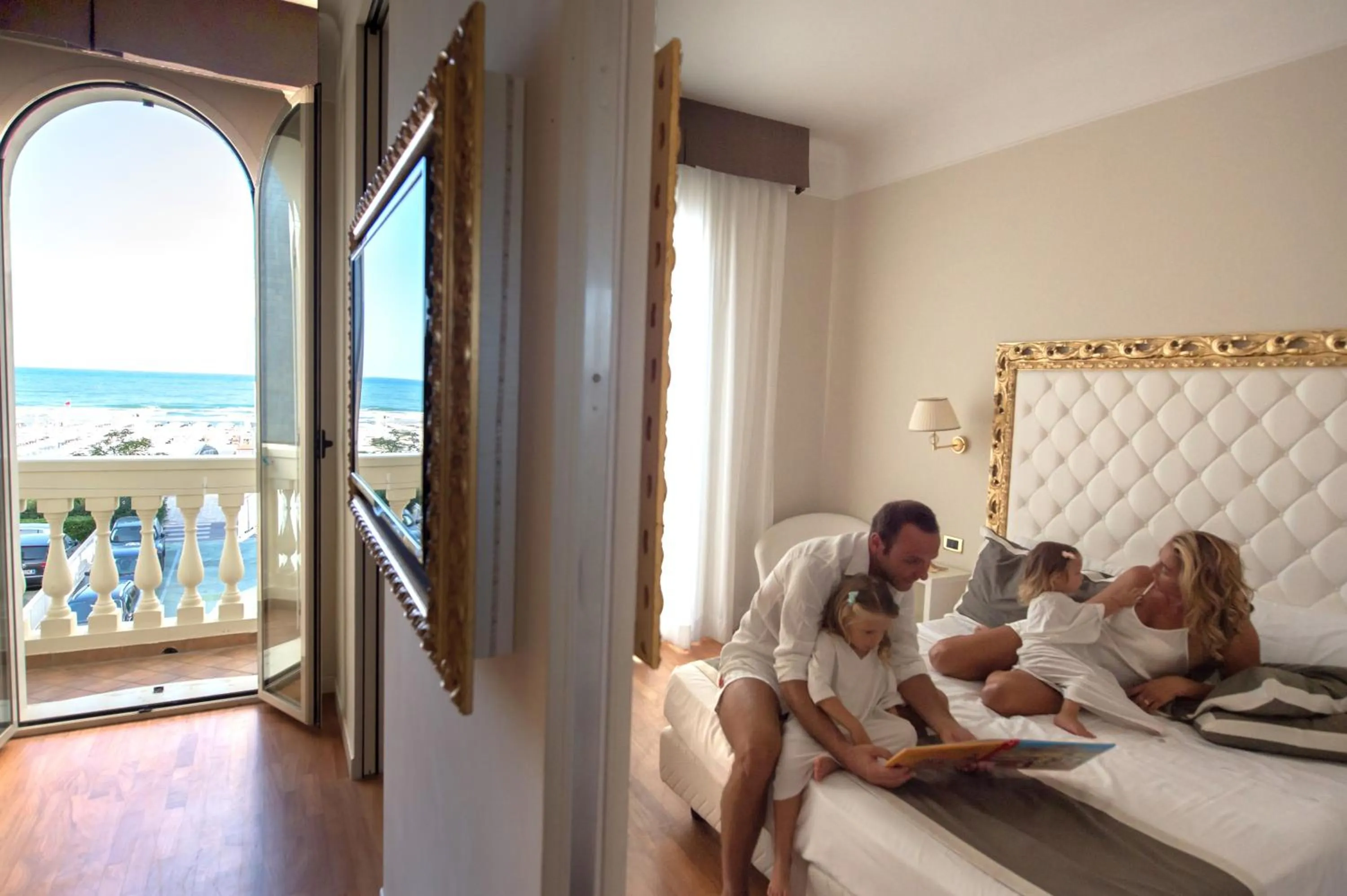 Family in Novecento Suite Hotel