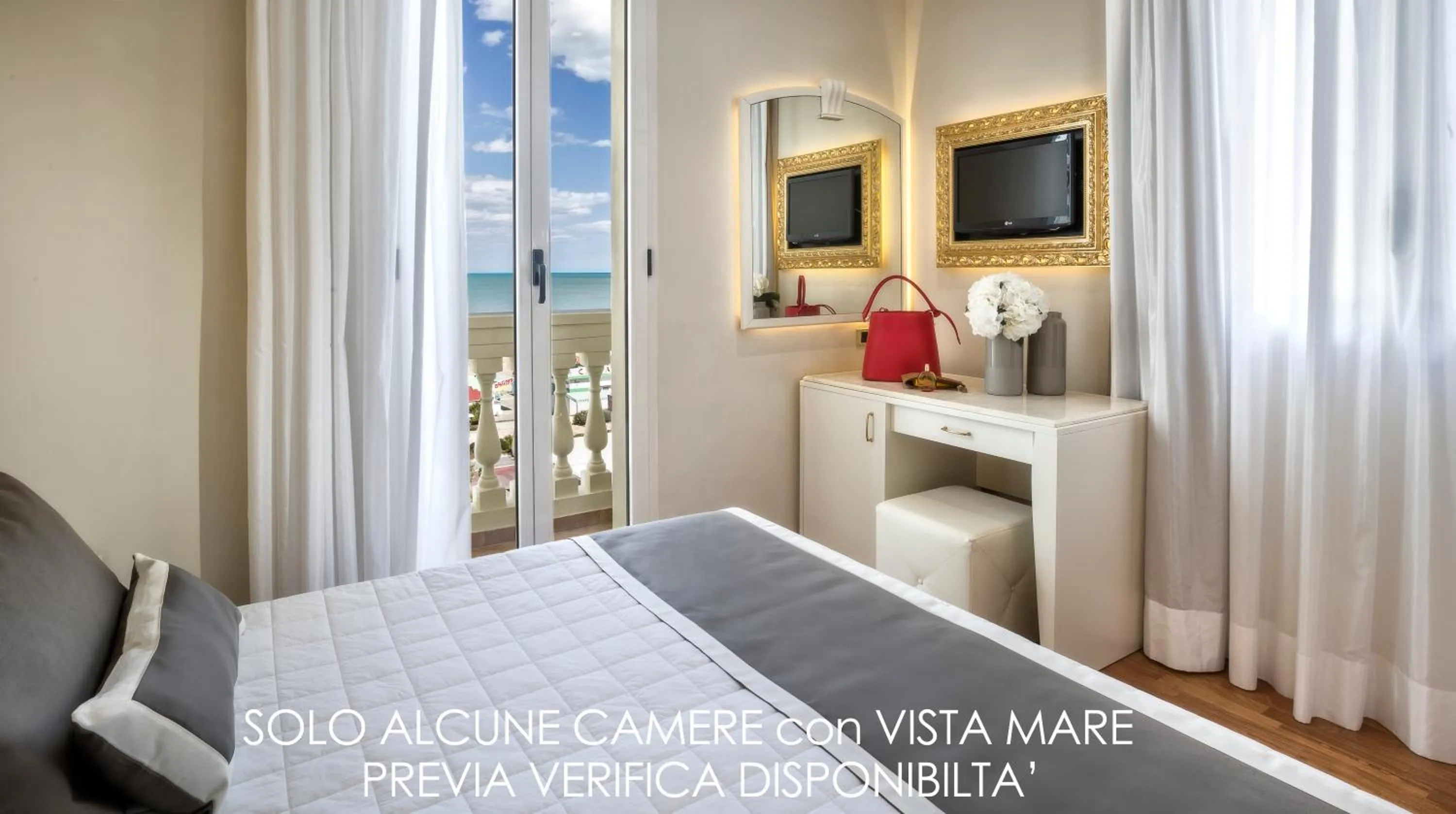 Bedroom in Novecento Suite Hotel