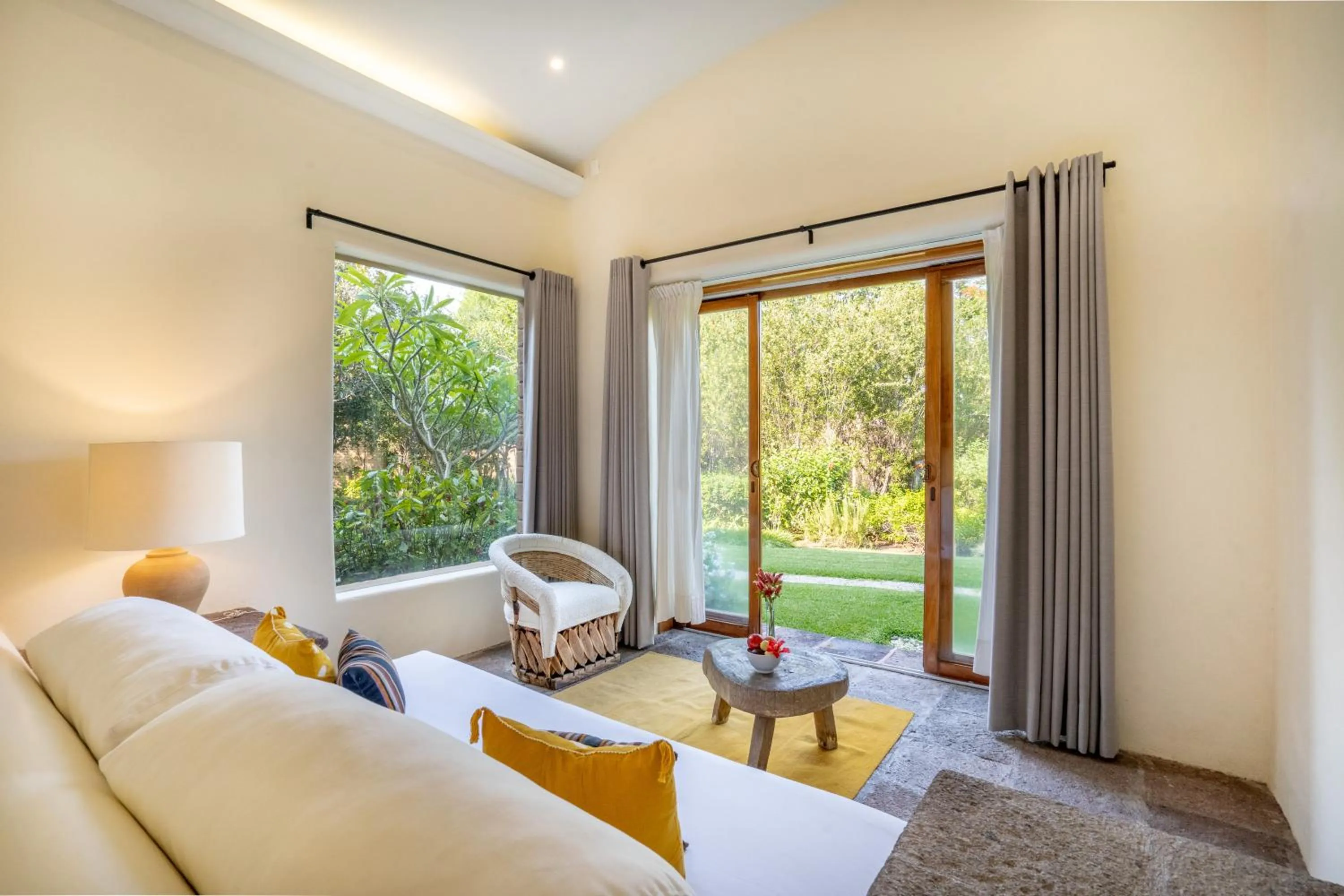 Living room, Bed in Mision del Sol Resort & Spa Adults Only