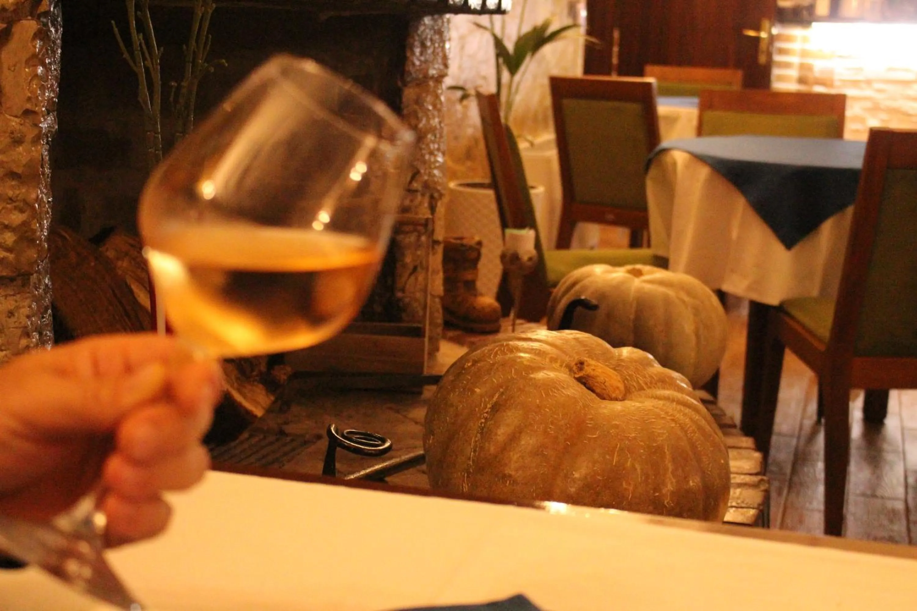 Restaurant/places to eat in Rambuje Resort