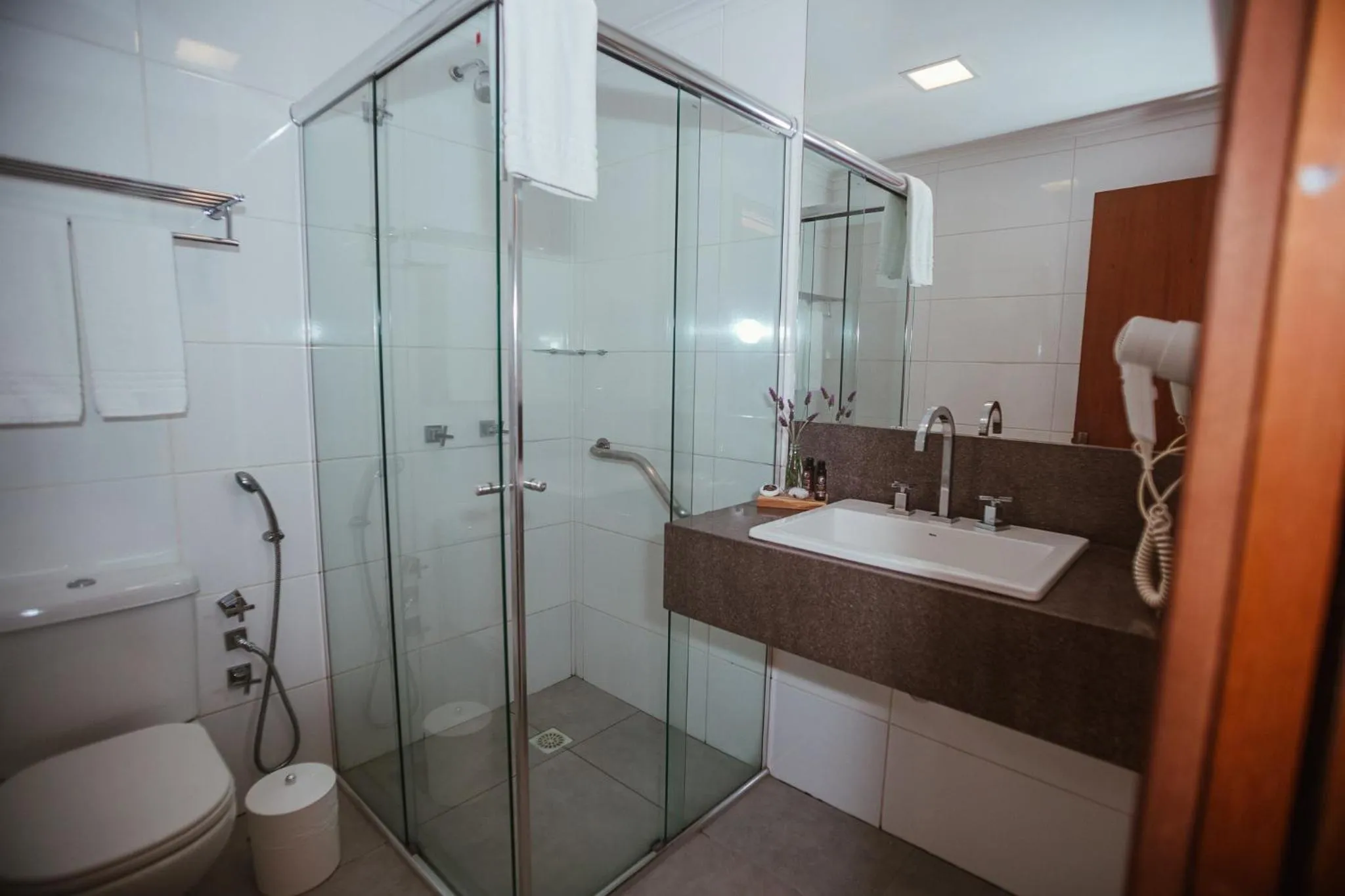 Shower in Grande Hotel Canela