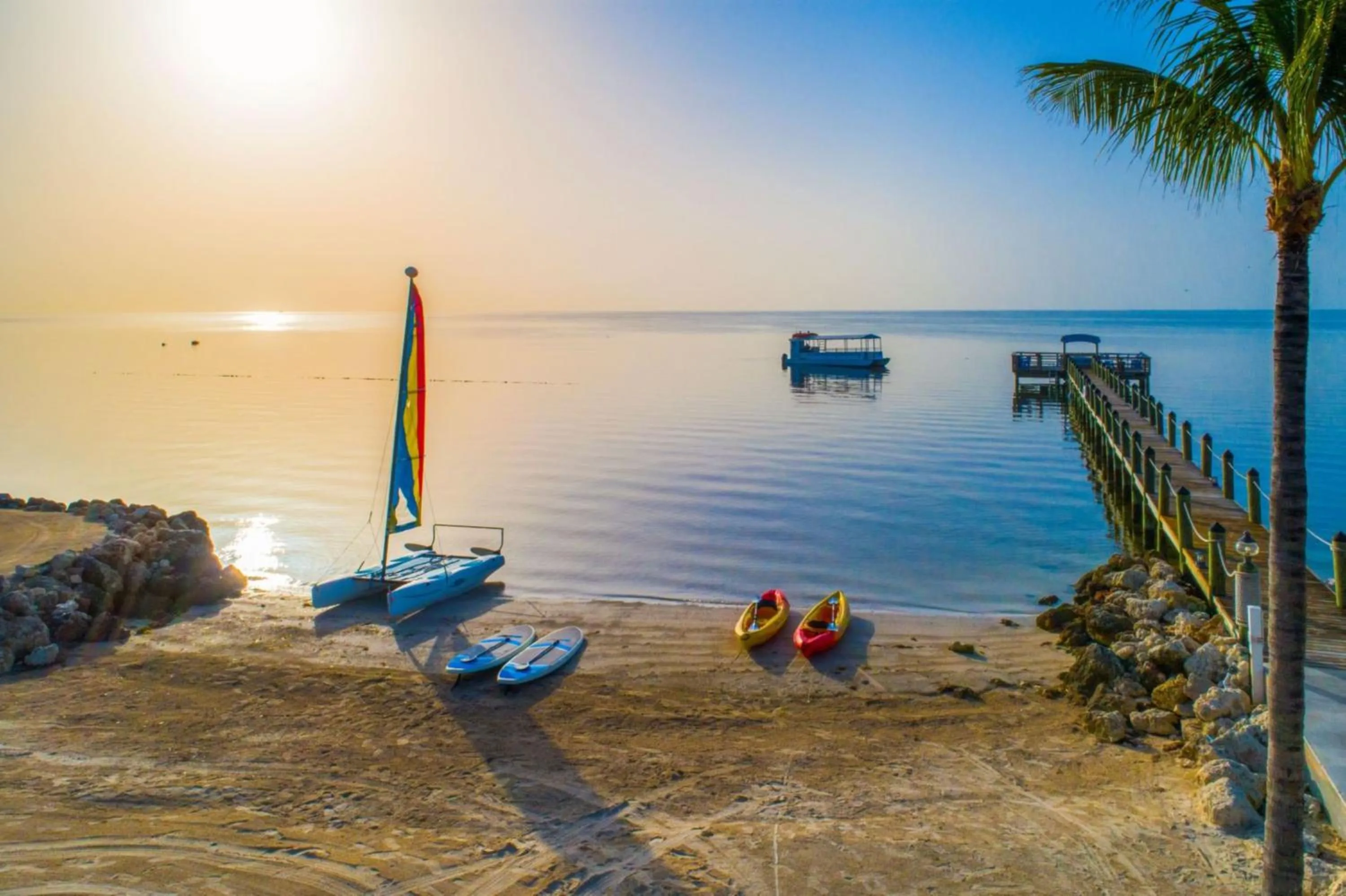 Beach in Bayside Villas by Islander Resort