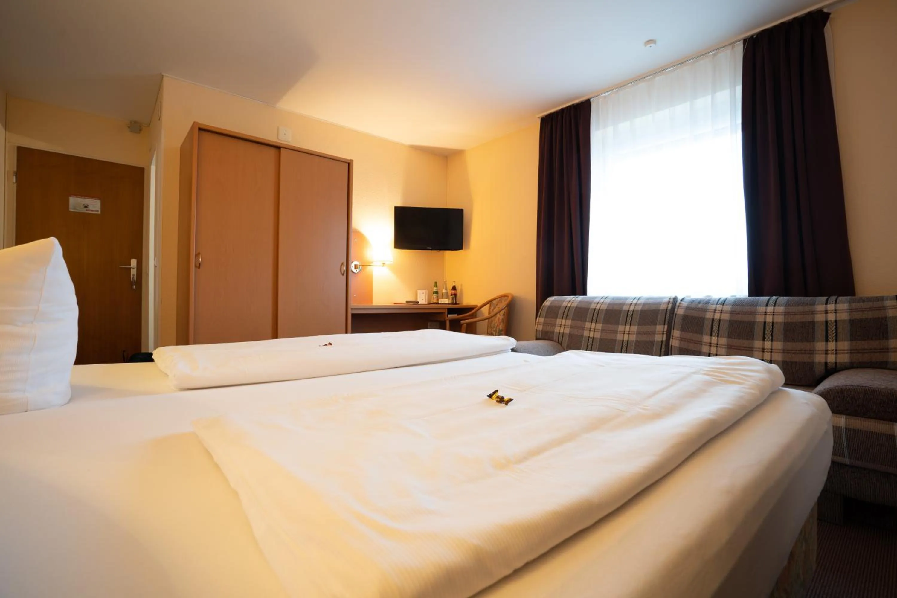 Bed in Hotel Zum Prinzen Sinsheim