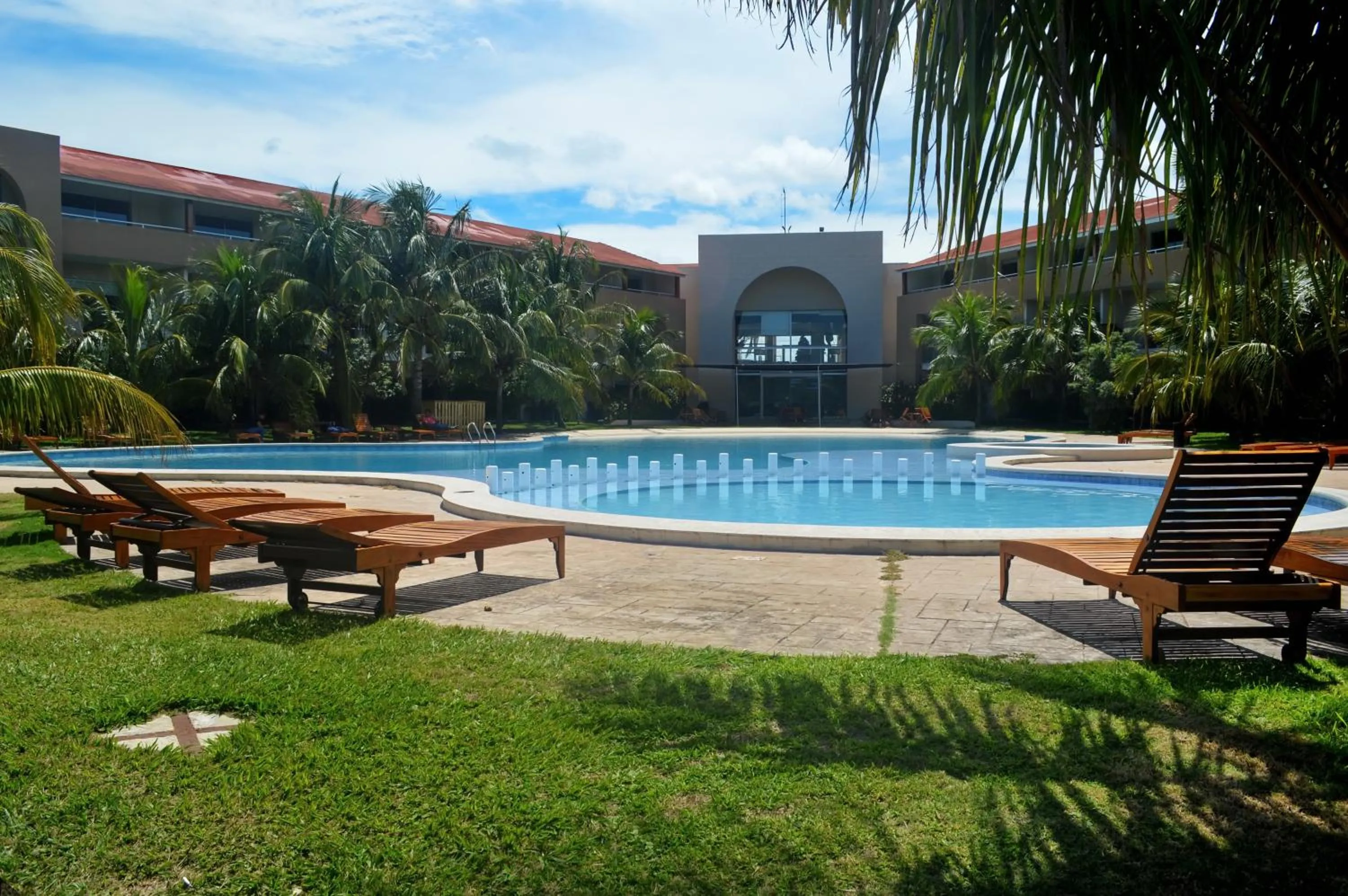 Property building in Sun Hotel