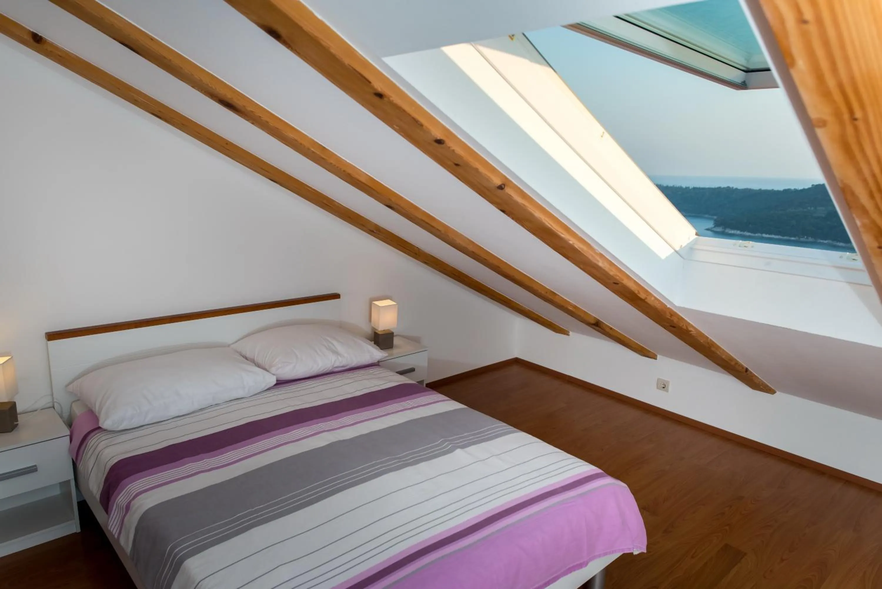 Bedroom, Bed in Rooms Raič