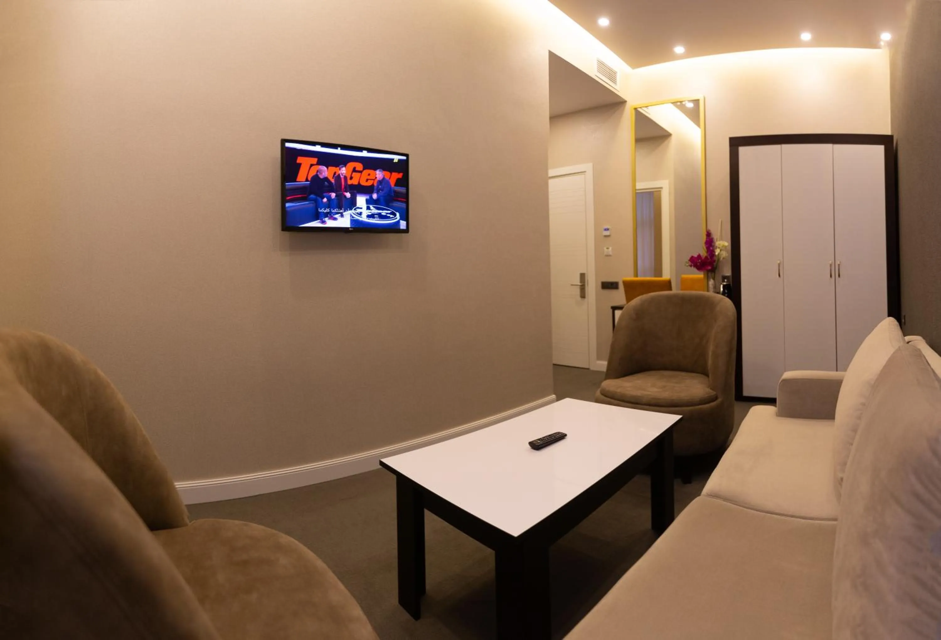 Living room in Aksent Hotel