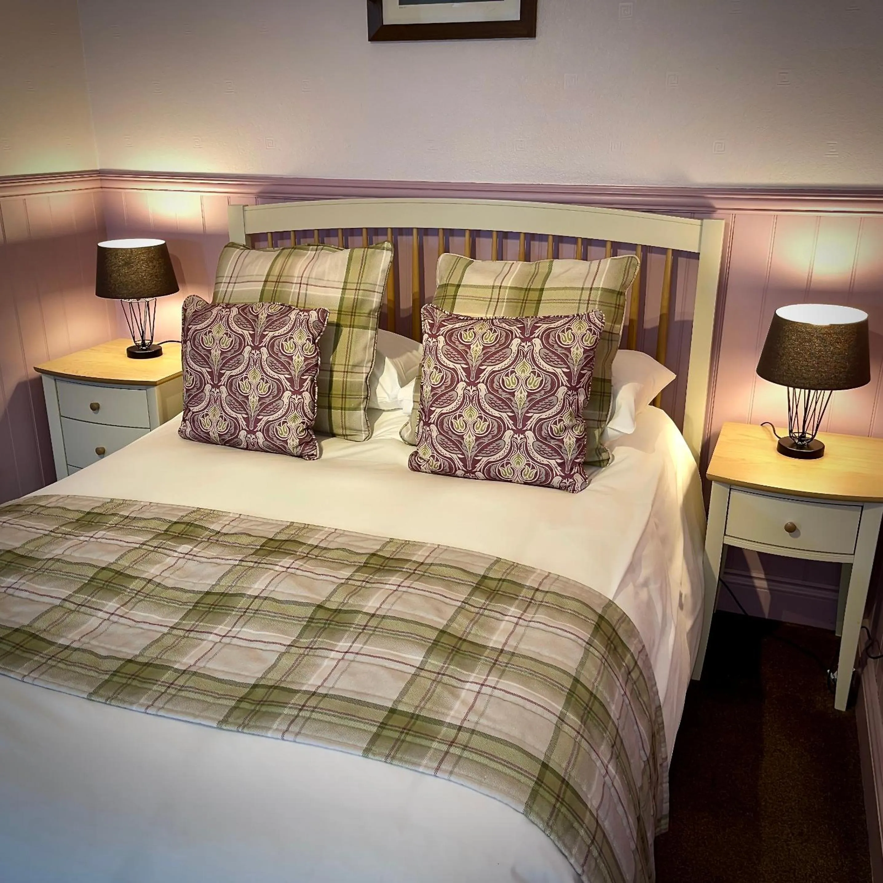 Bed in Sibton White Horse Inn