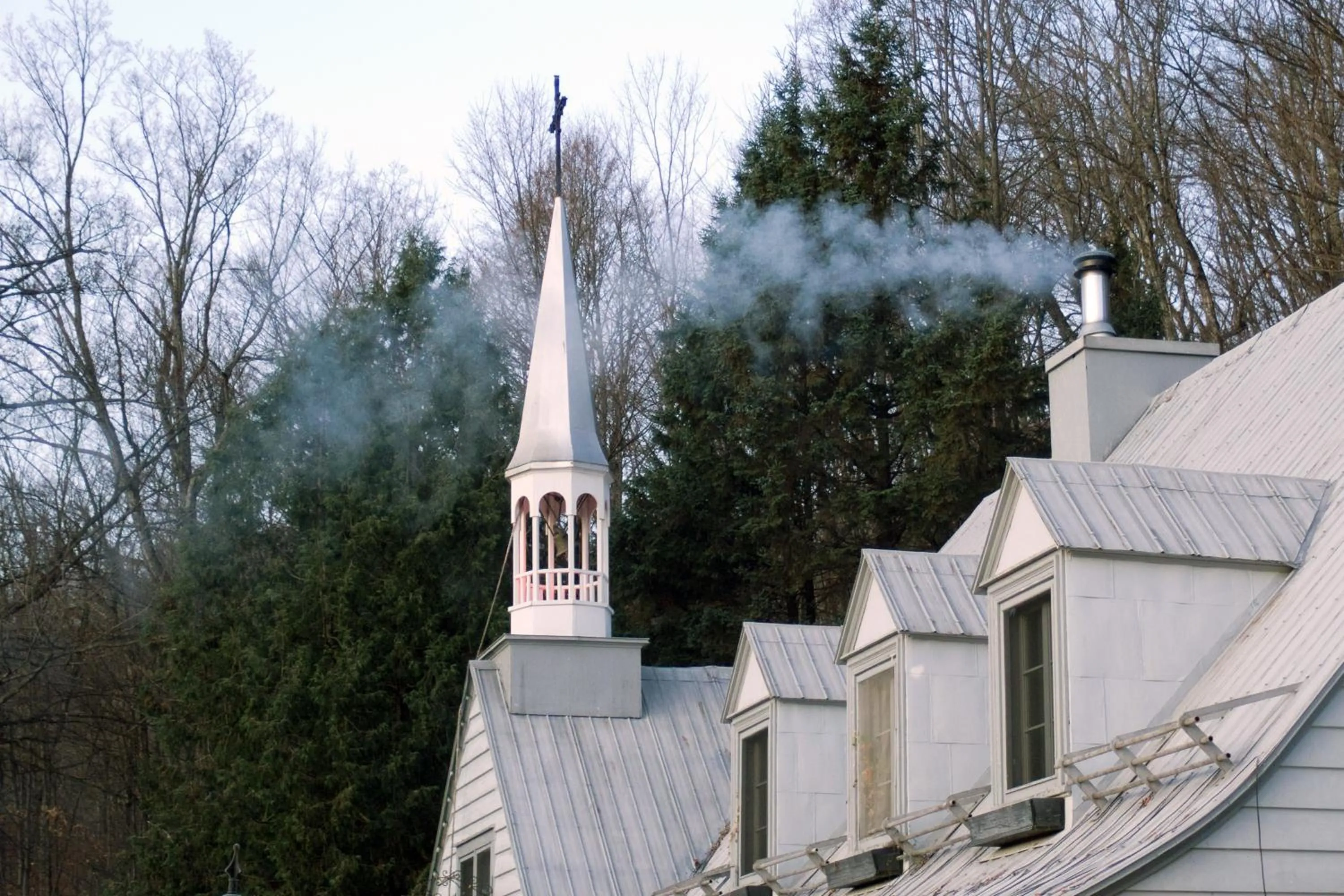 Facade/entrance in Le Petit Clocher Gite Touristique B & B