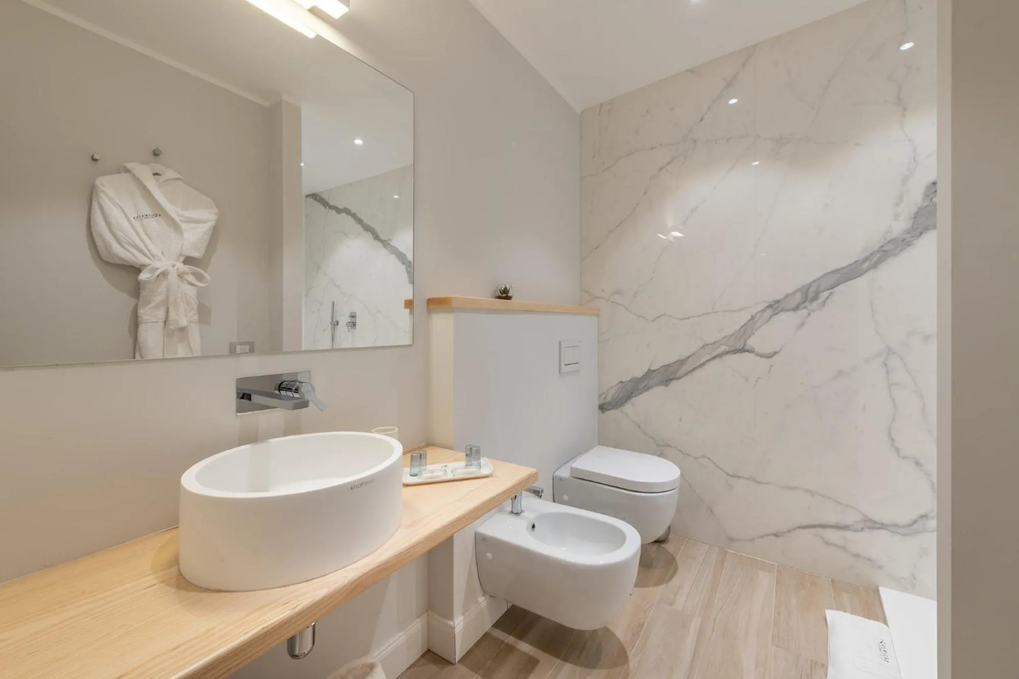 Bathroom in AQUAMADRE Suites