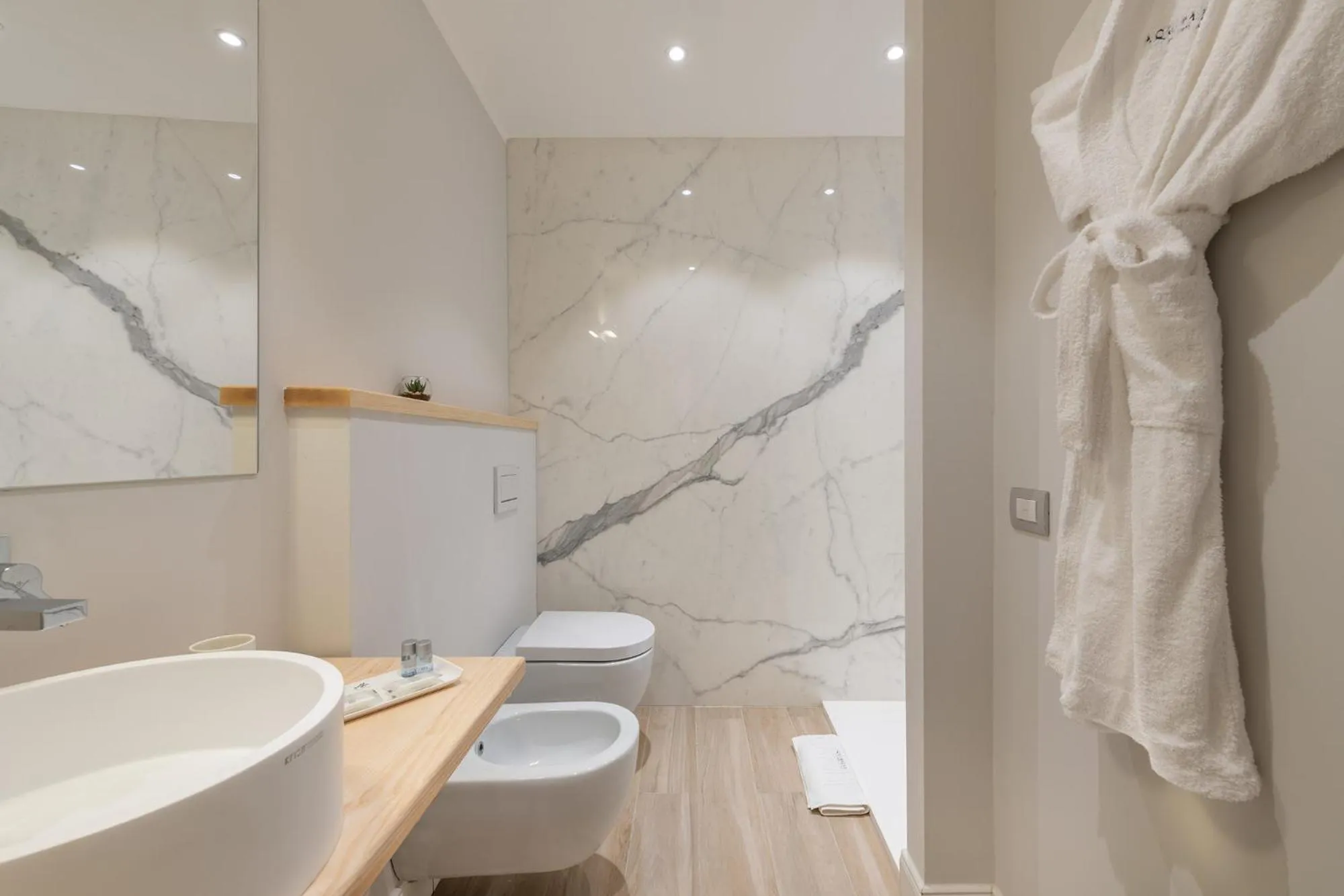 Bathroom in AQUAMADRE Suites