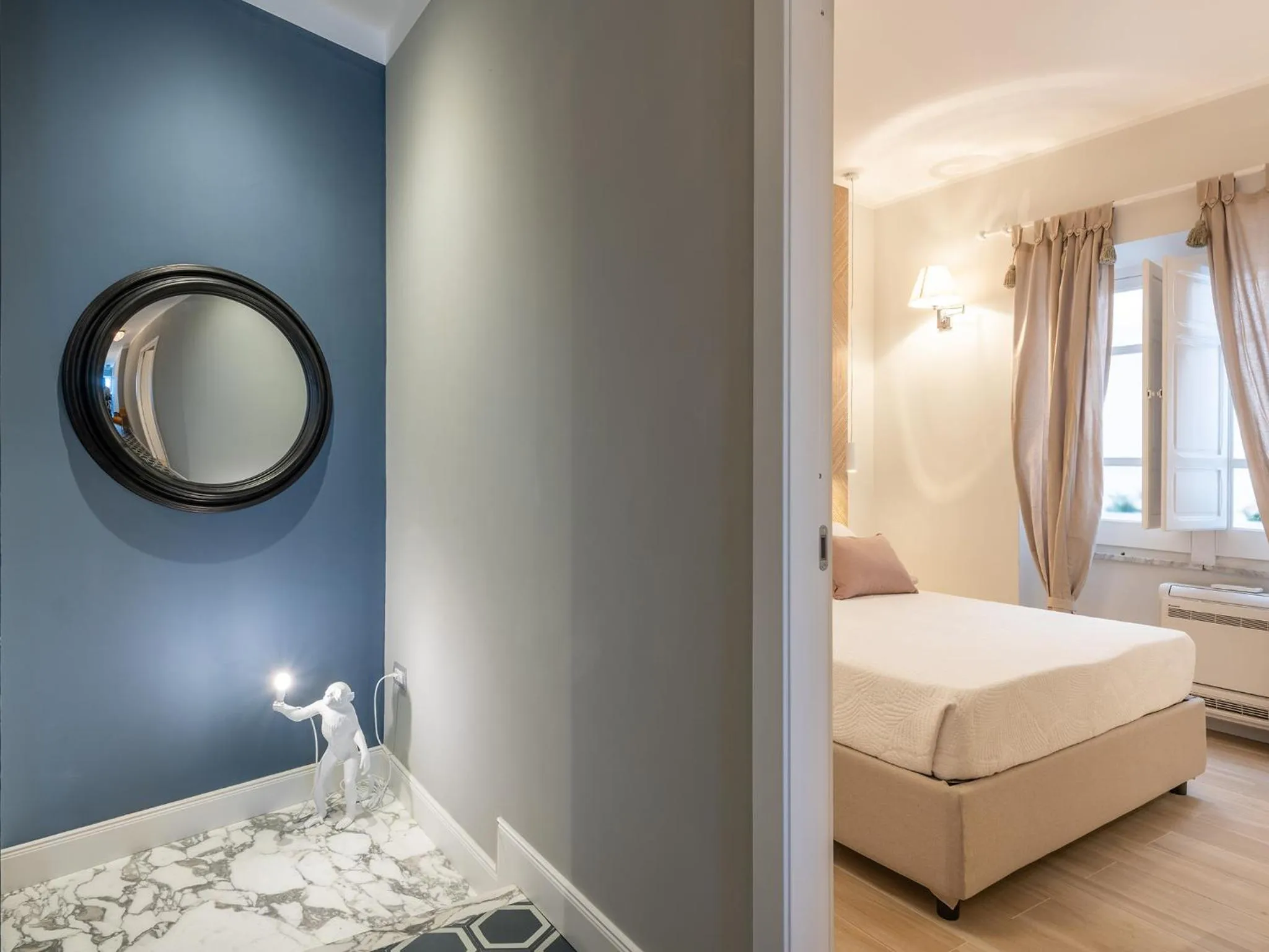 Lobby or reception, Bed in AQUAMADRE Suites