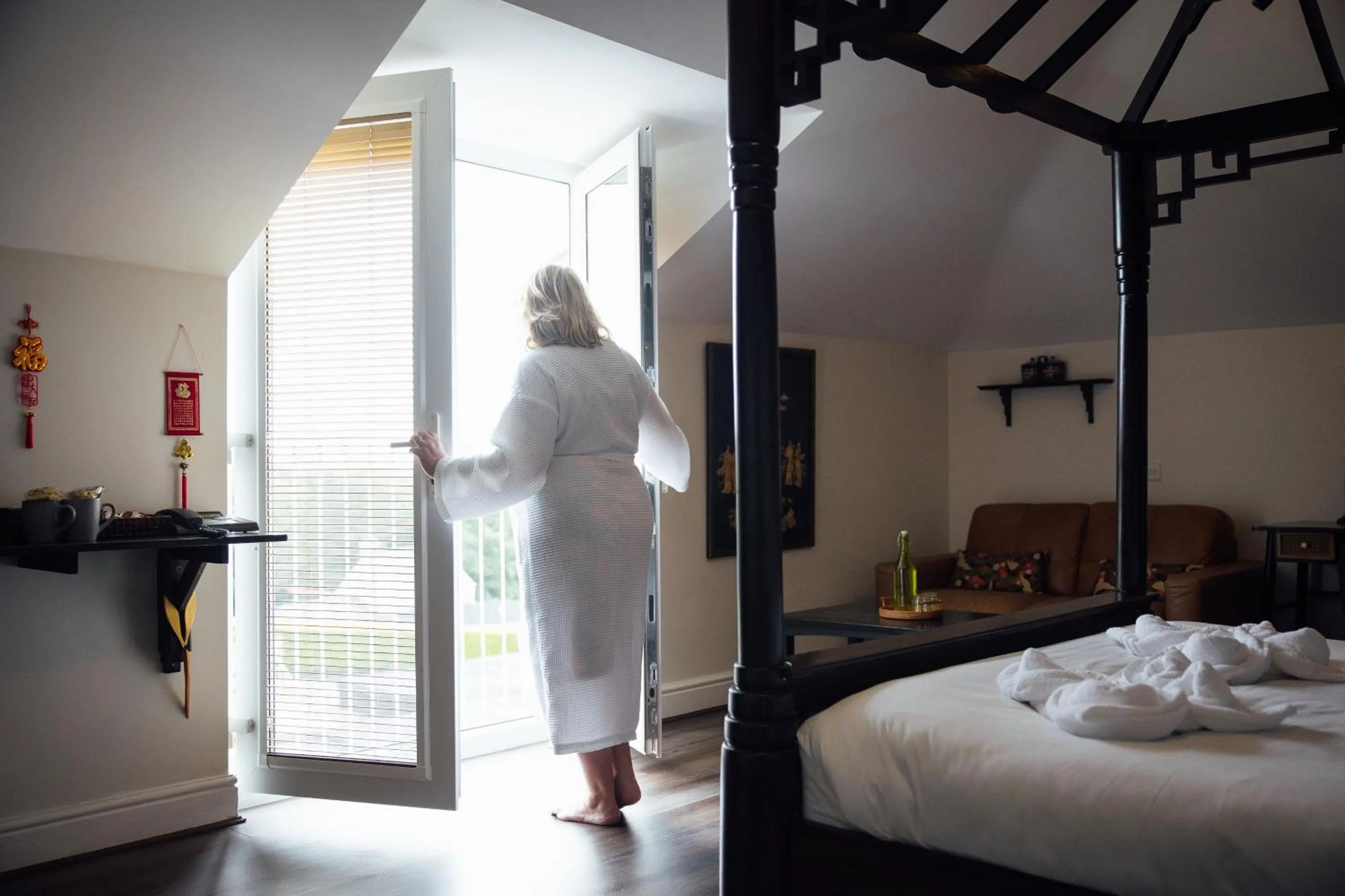 View (from property/room), Bed in The Imperial Dragon Hotel