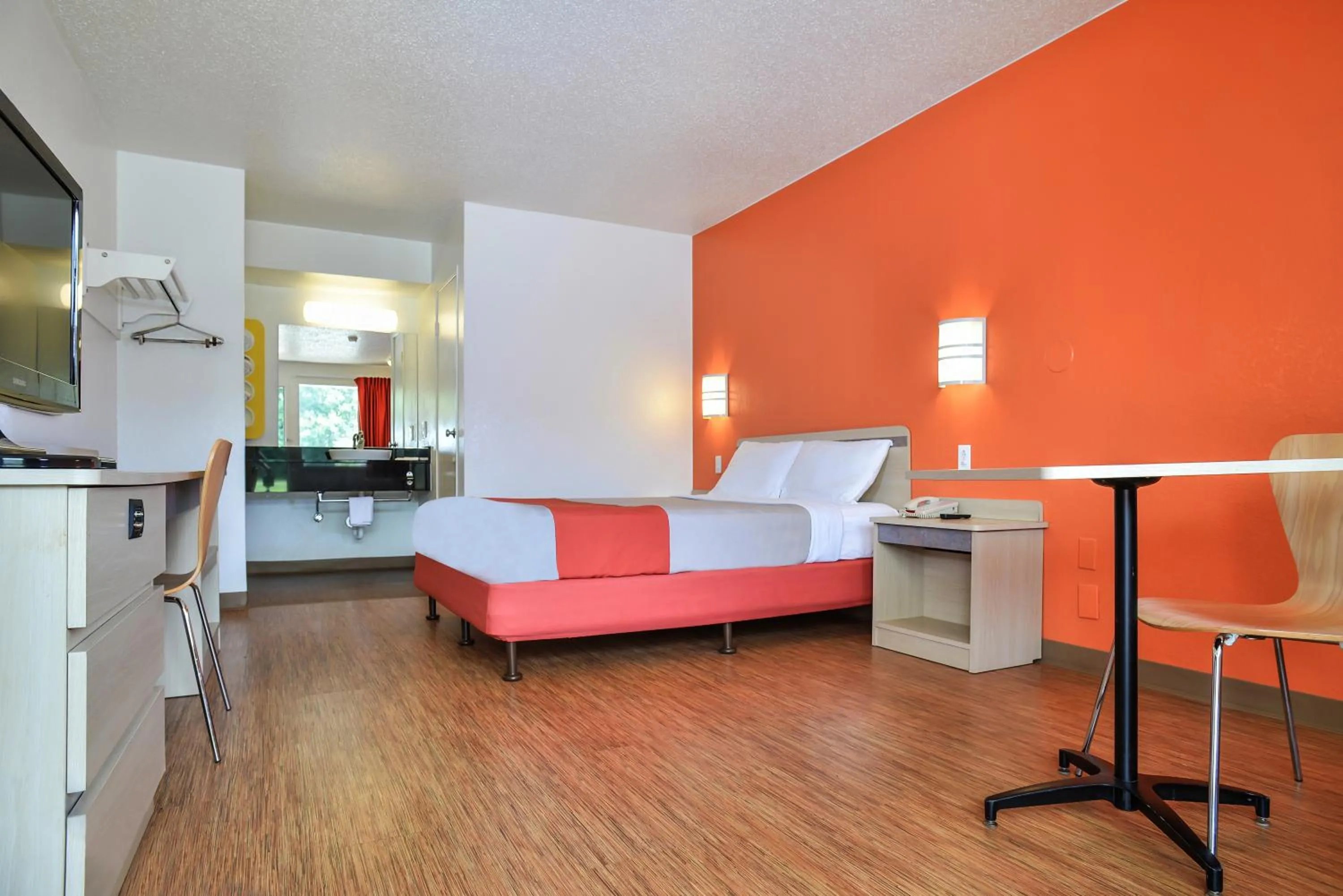 Bedroom in Motel 6-Saint Joseph, MO