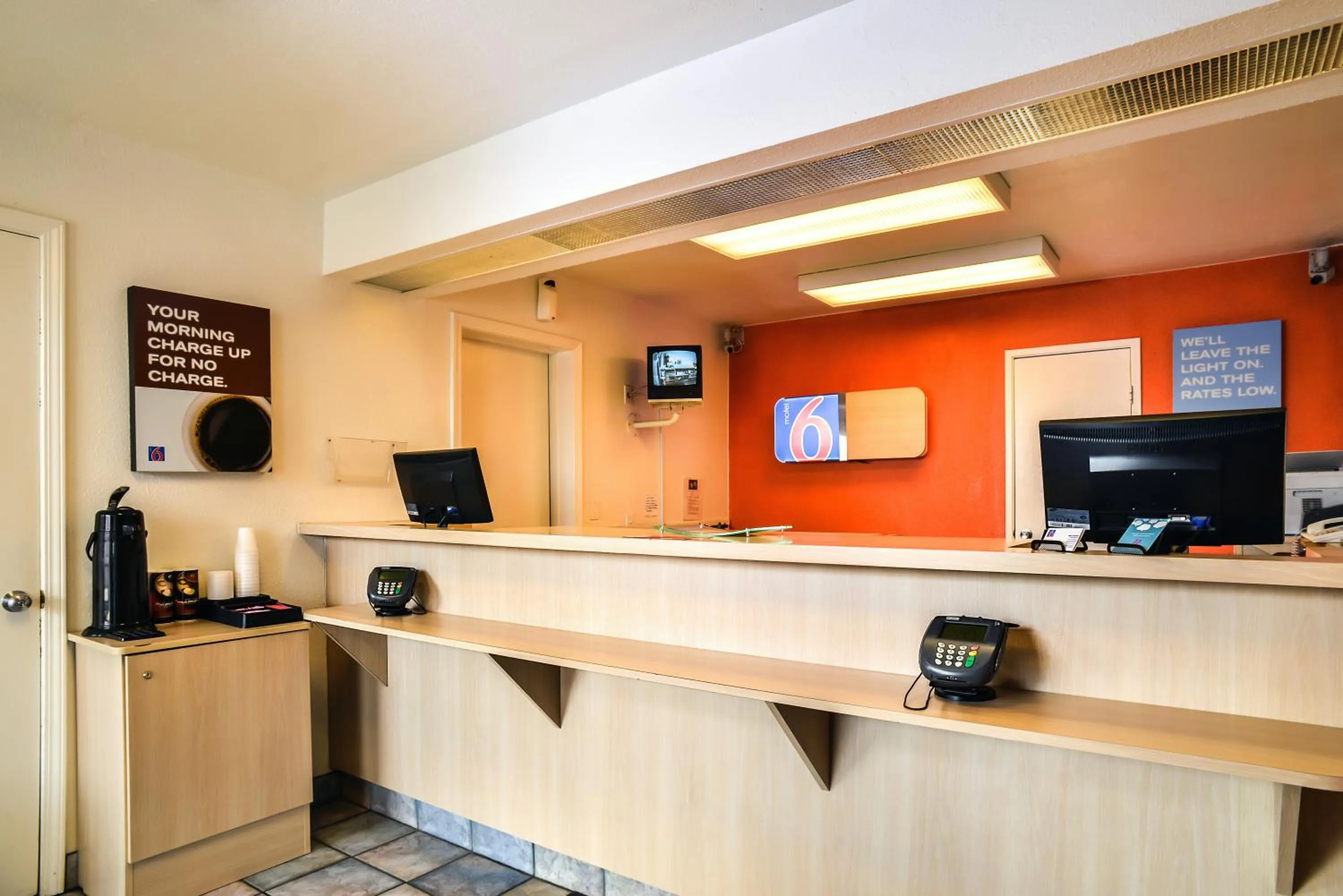 Lobby or reception in Motel 6-Saint Joseph, MO