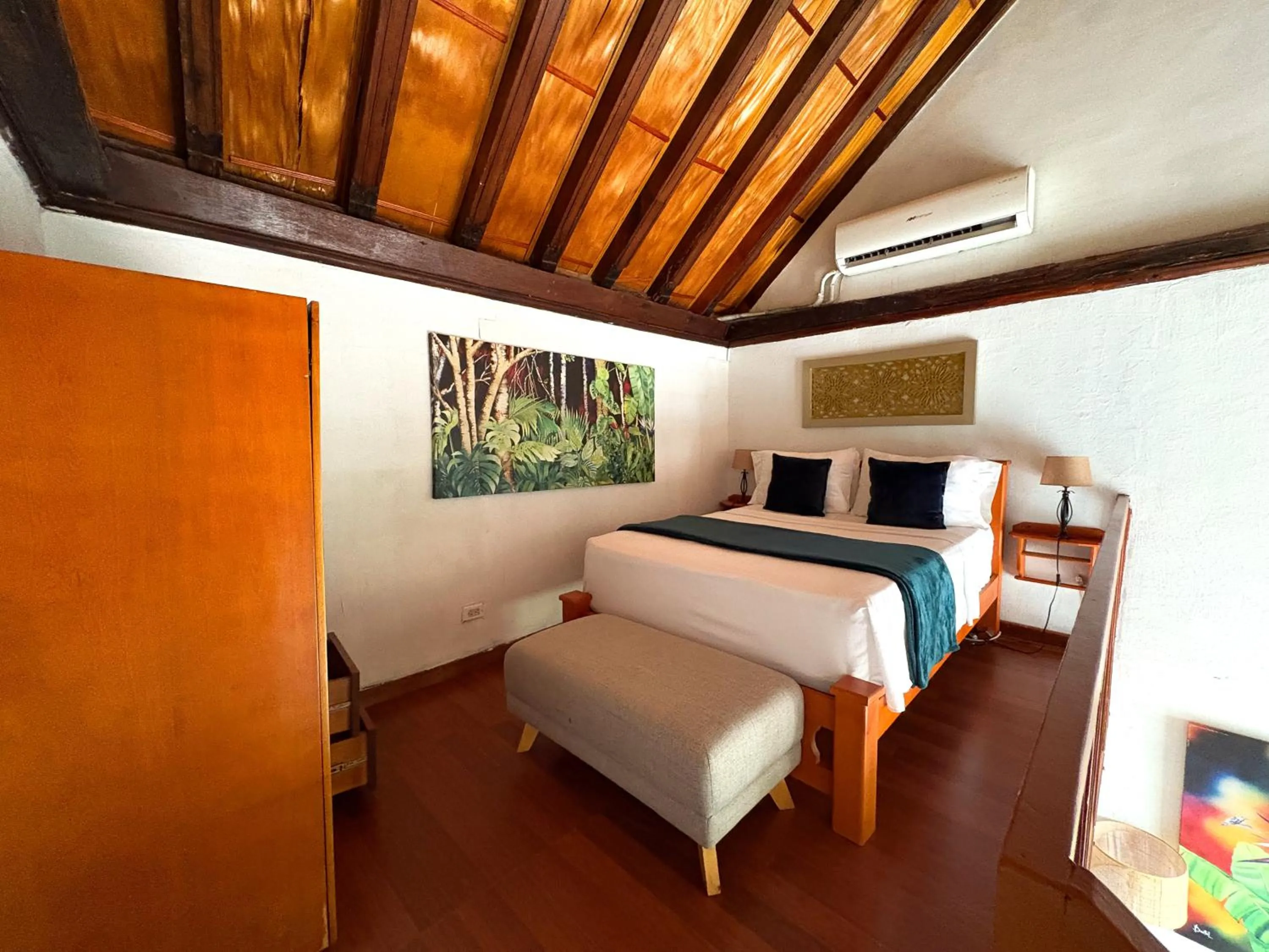 Bed in Hotel AT THE PARK