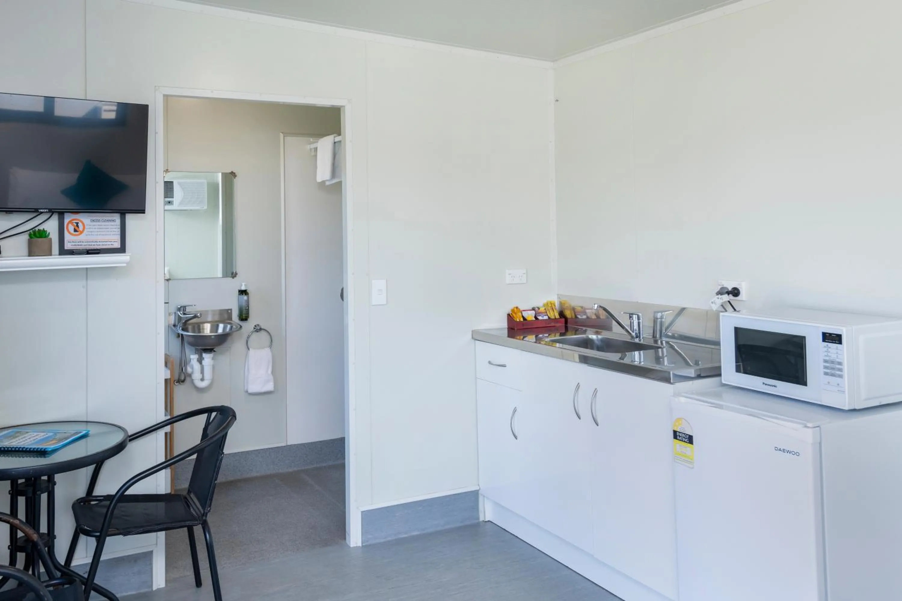 Kitchen or kitchenette in Riverside Whakatane Holiday Park