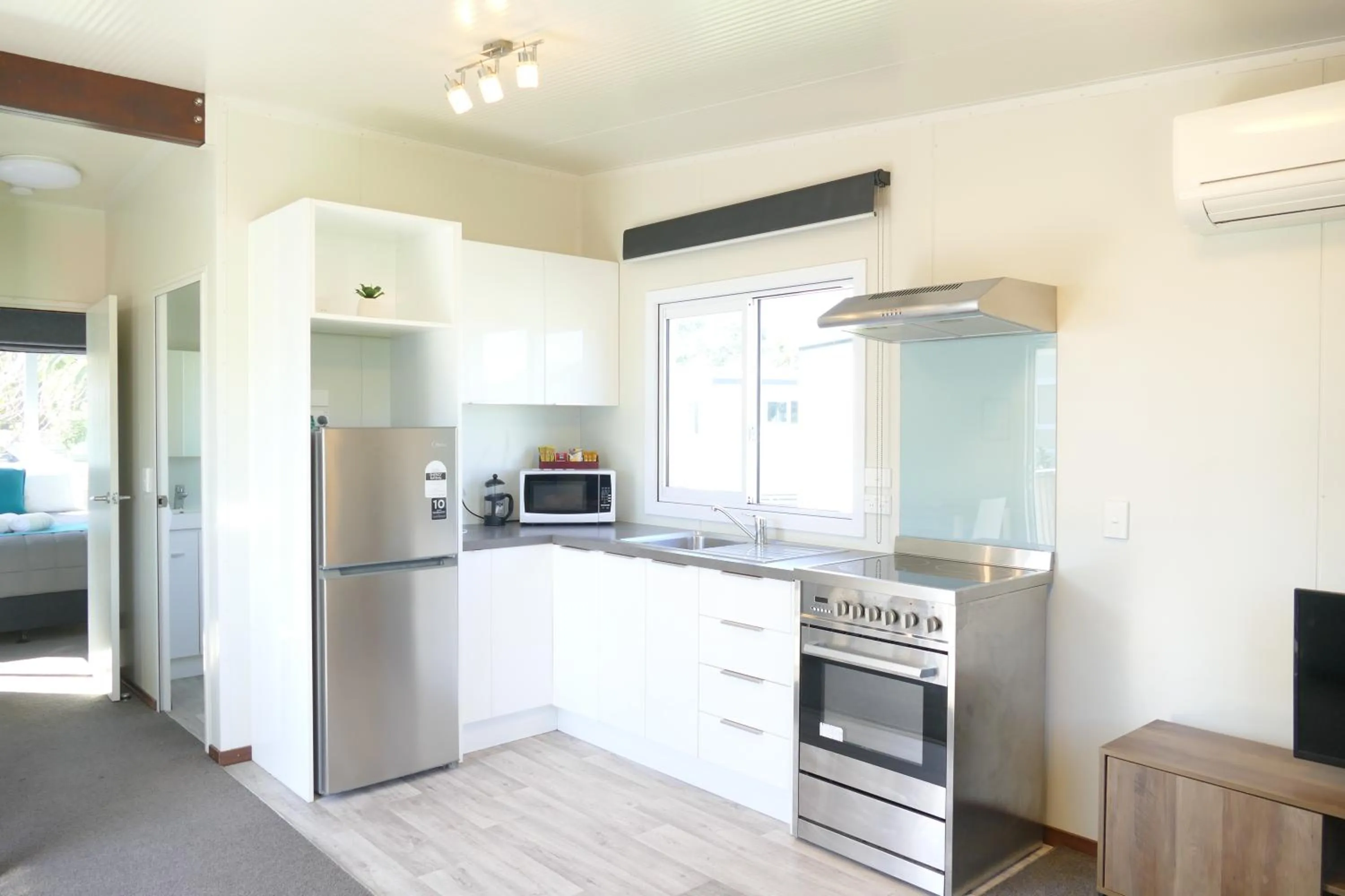 kitchen in Riverside Whakatane Holiday Park