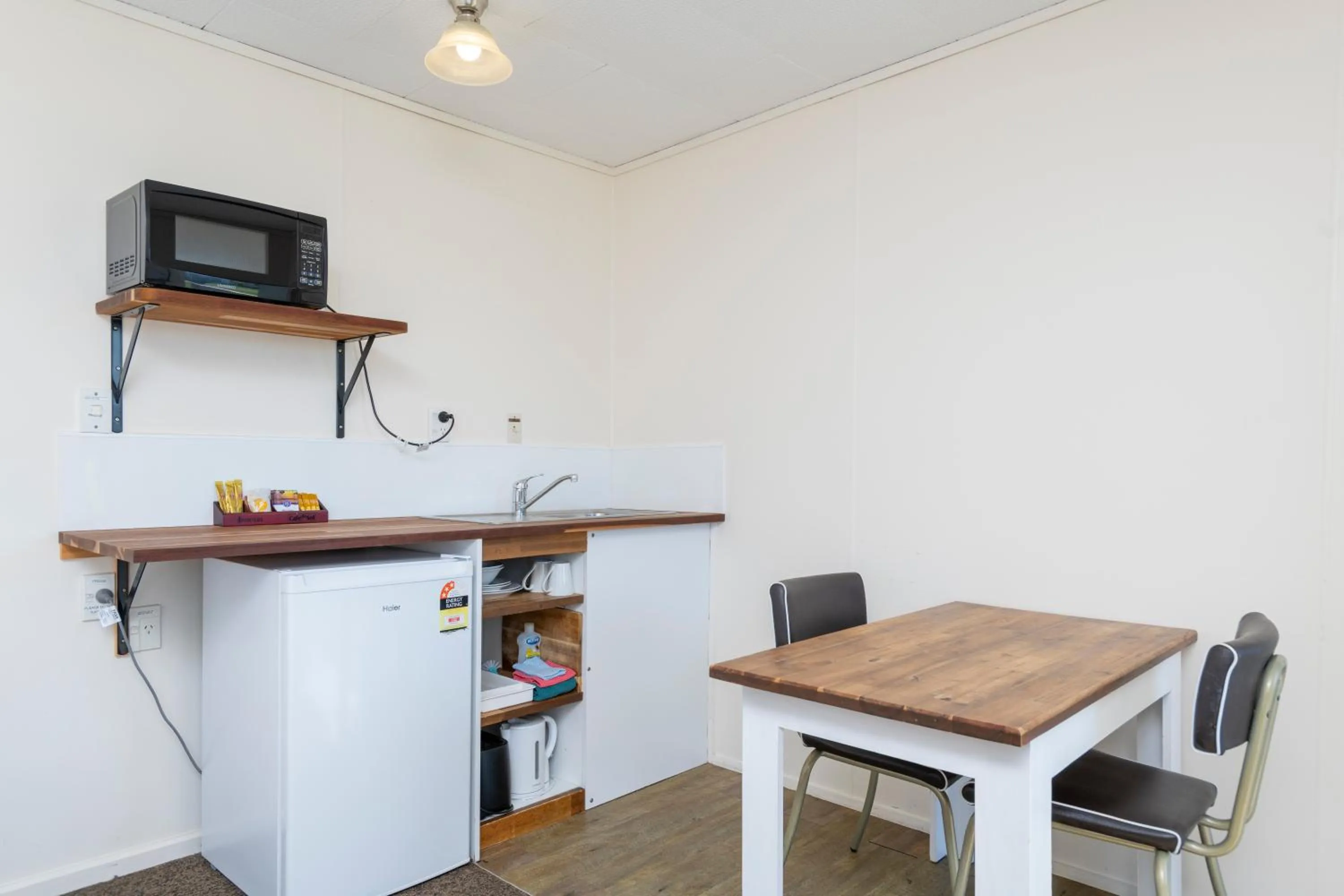 Kitchen or kitchenette in Riverside Whakatane Holiday Park