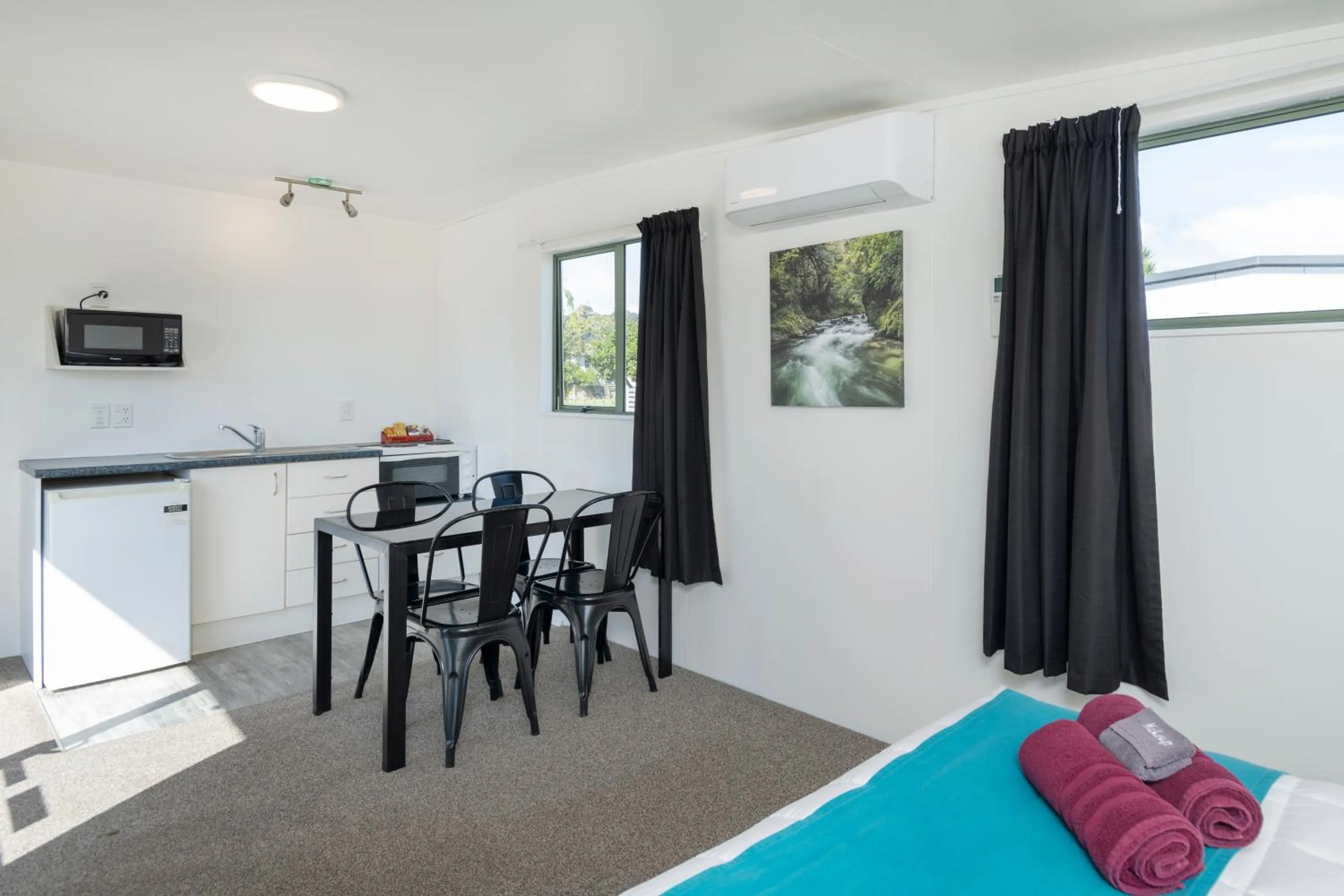 Kitchen or kitchenette in Riverside Whakatane Holiday Park