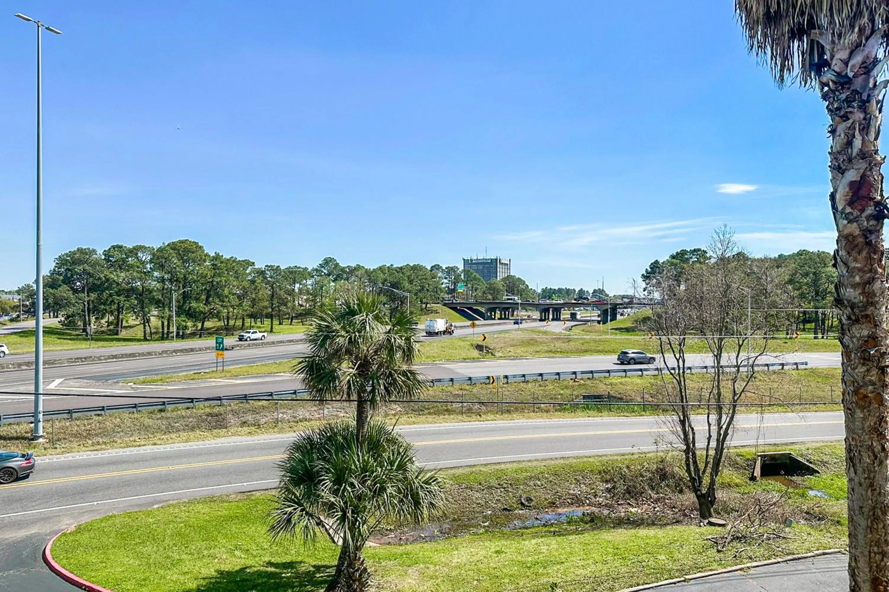 Facade/entrance in OYO Hotel Mobile, AL I-65 at Airport Blvd