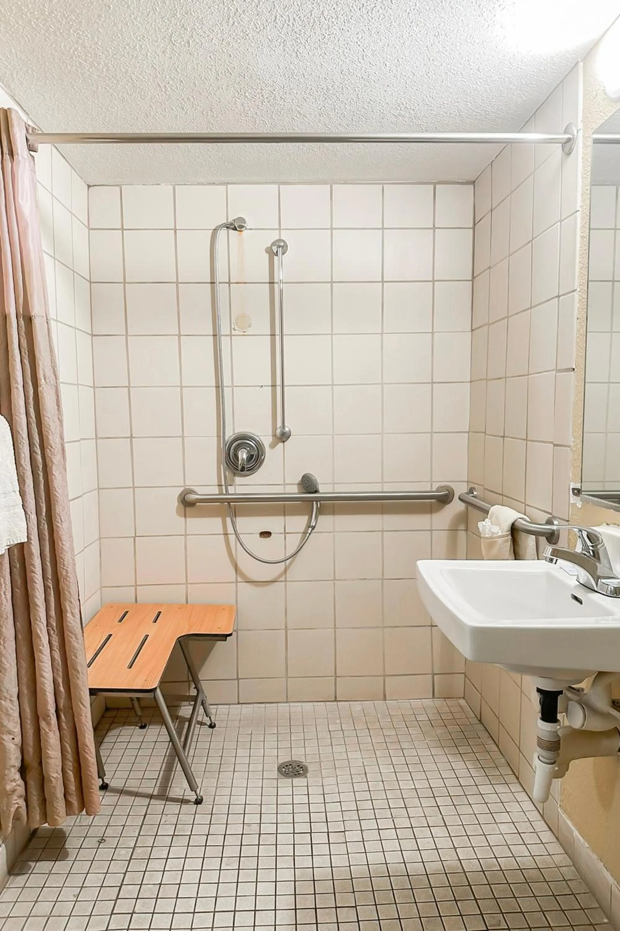 Bathroom in OYO Hotel Mobile, AL I-65 at Airport Blvd