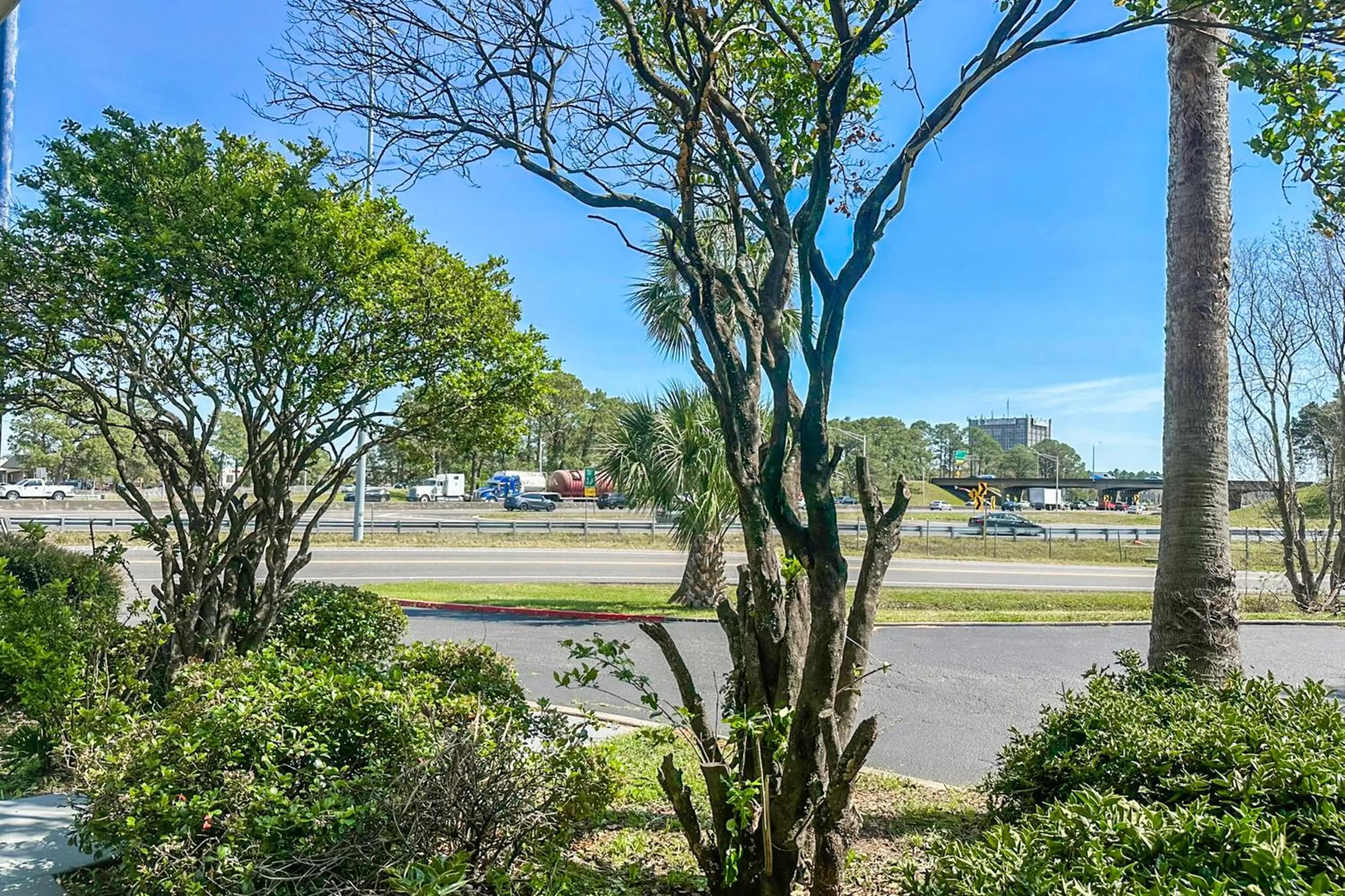 Facade/entrance in OYO Hotel Mobile, AL I-65 at Airport Blvd