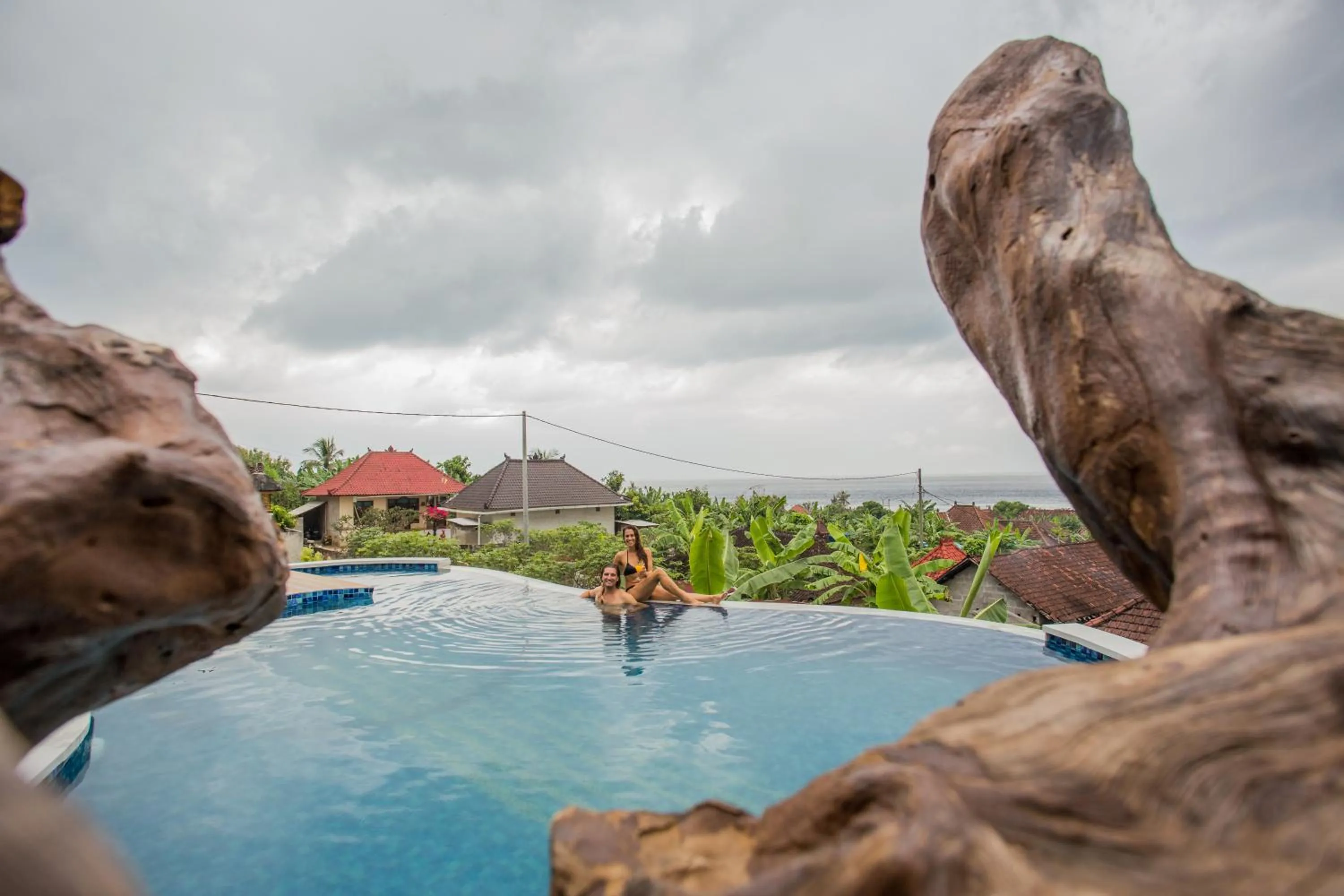 People in Horizon Nusa Penida