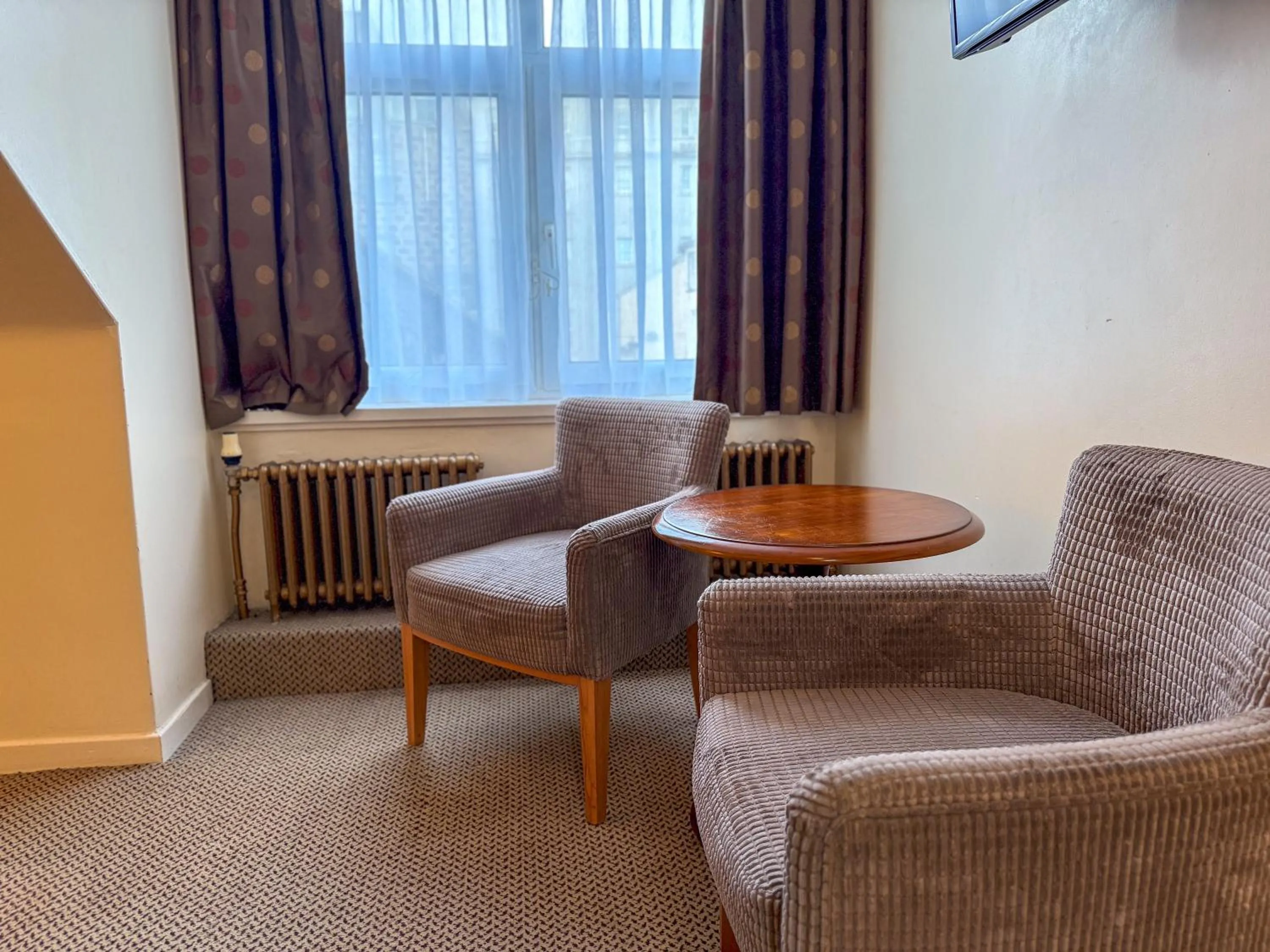 Aberdeen Douglas Hotel