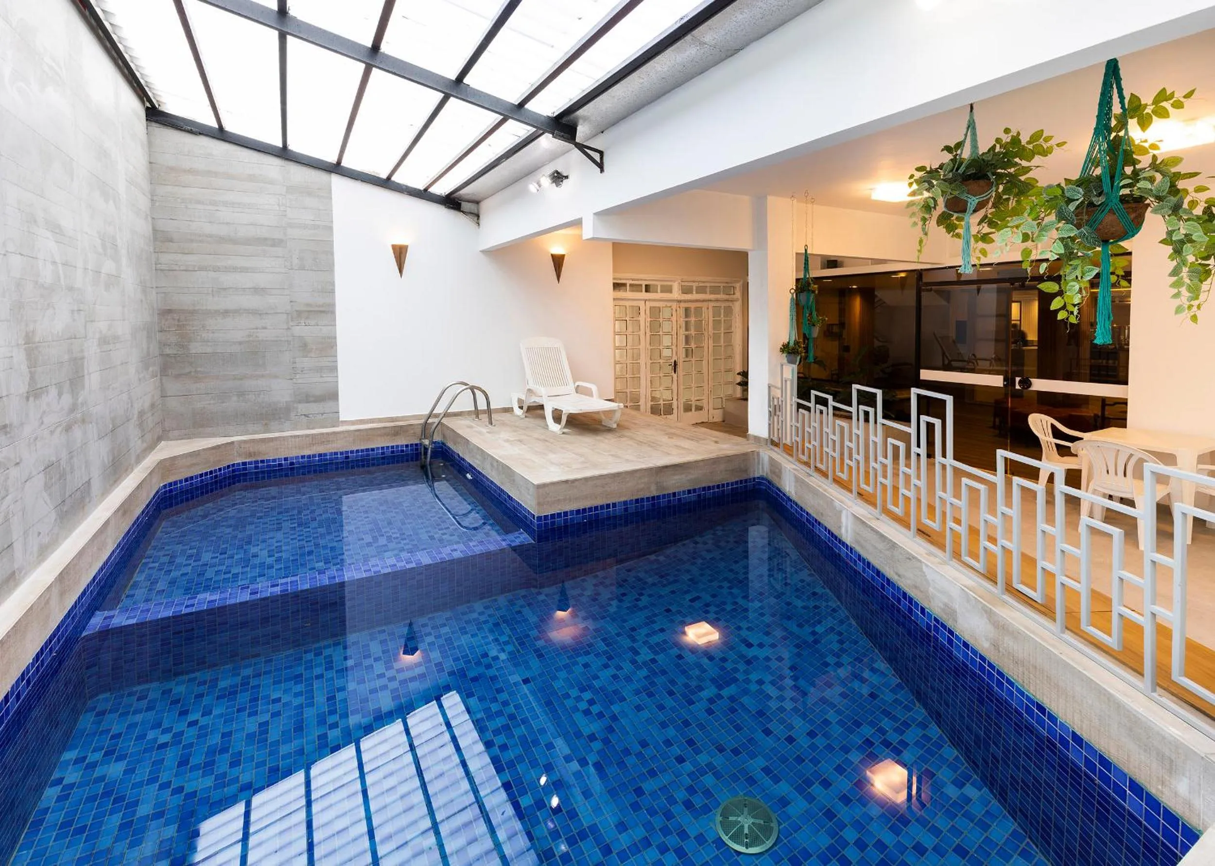 Swimming pool in H Hotel