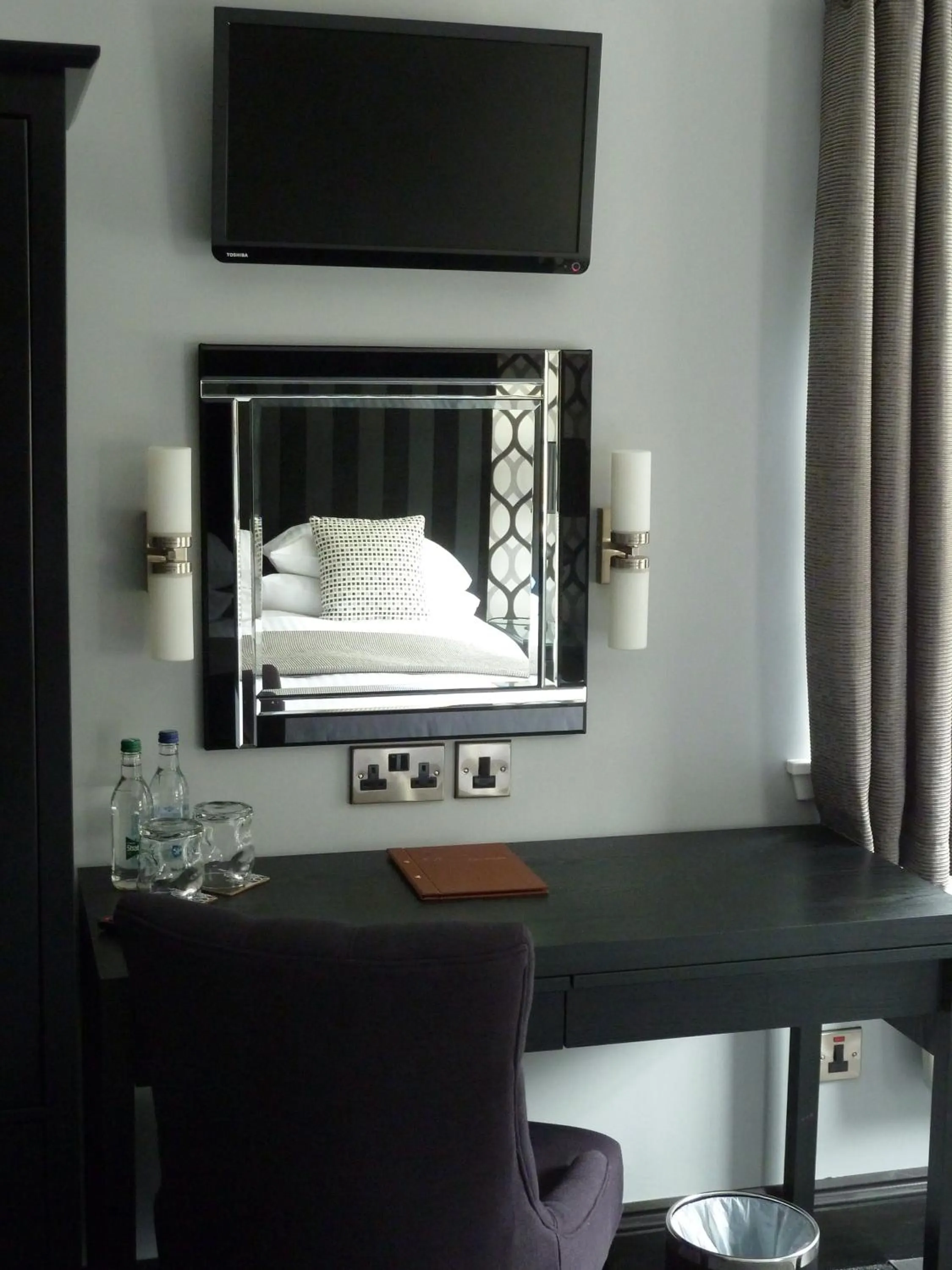 Decorative detail, Bed in No 5 Pilmour