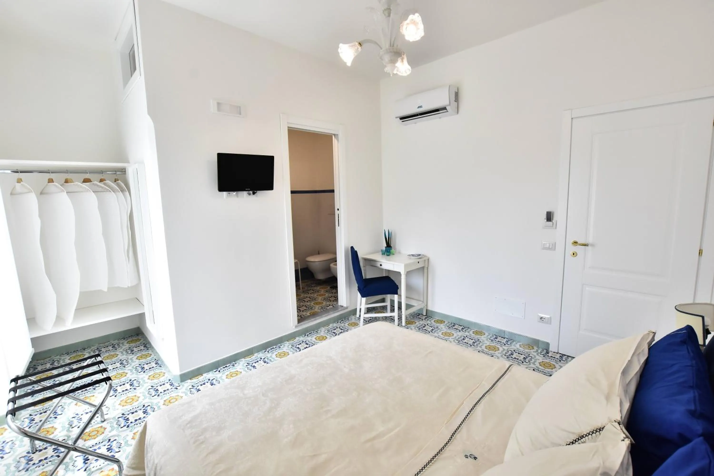 Bed in Il Gelsomino Amalfi