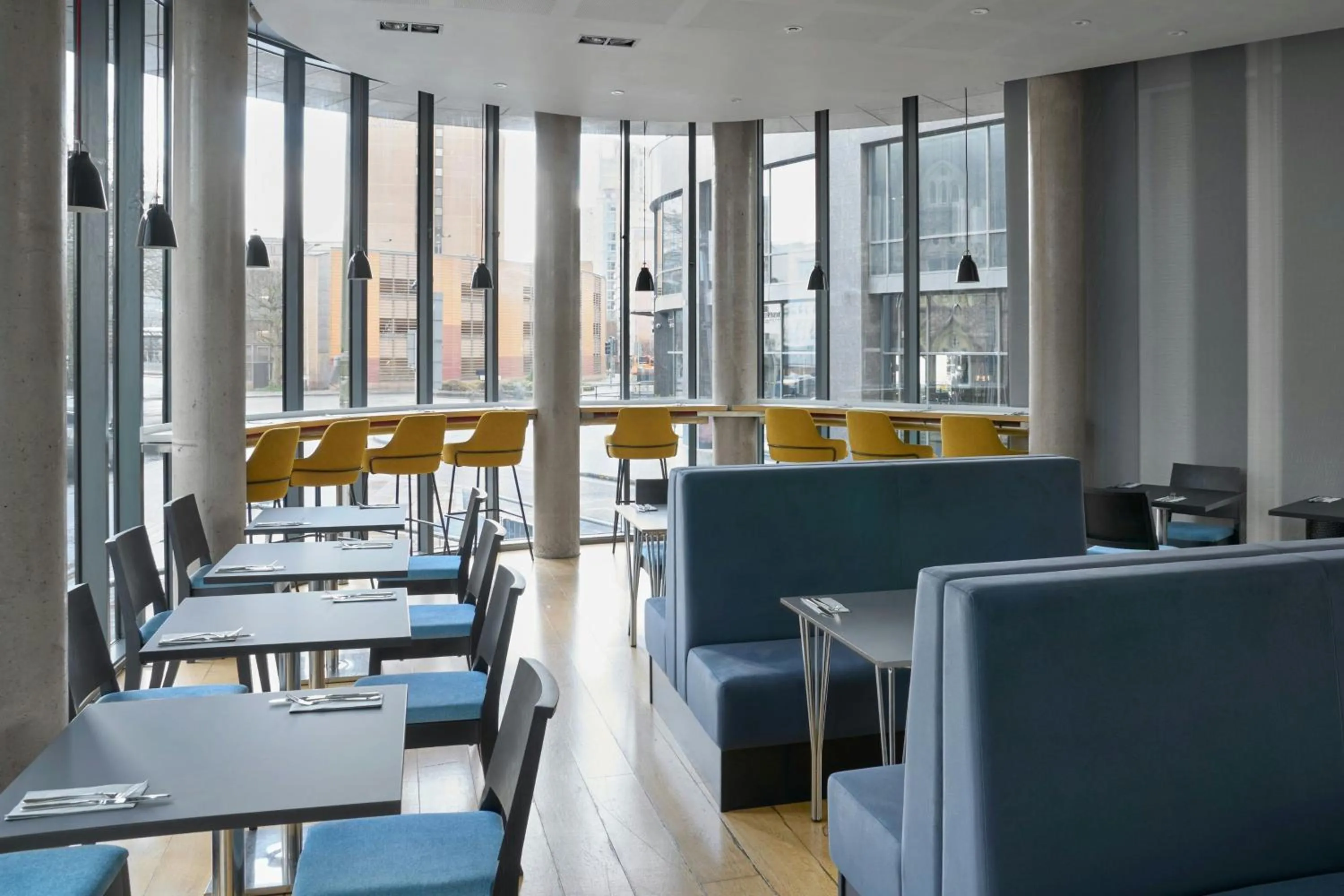 Breakfast in Four Points Flex by Sheraton Cardiff