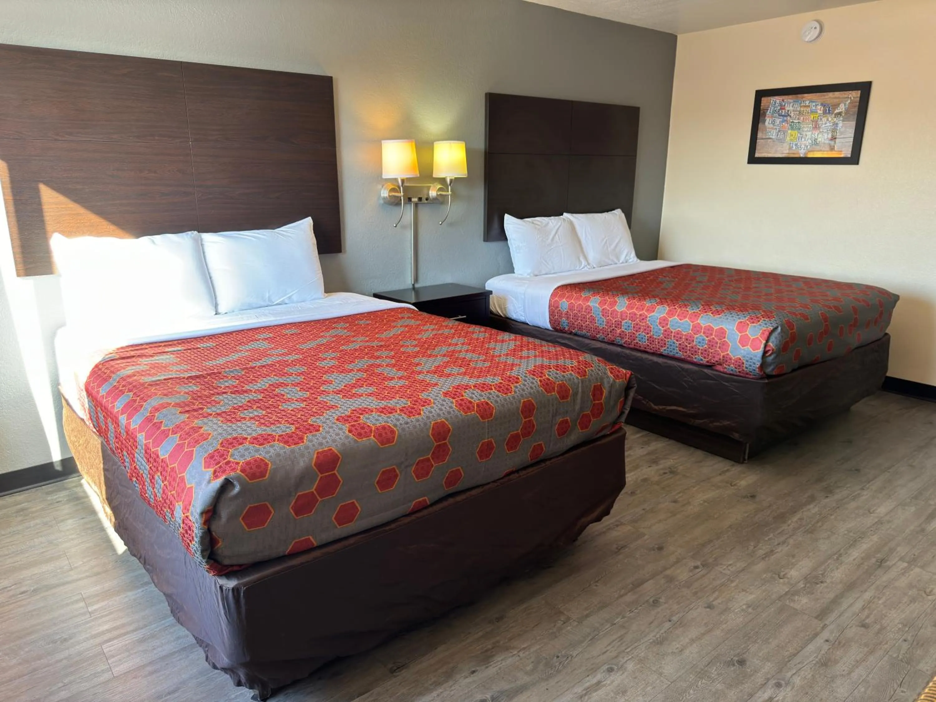 Bed in Econo Lodge Waite Park - St Cloud