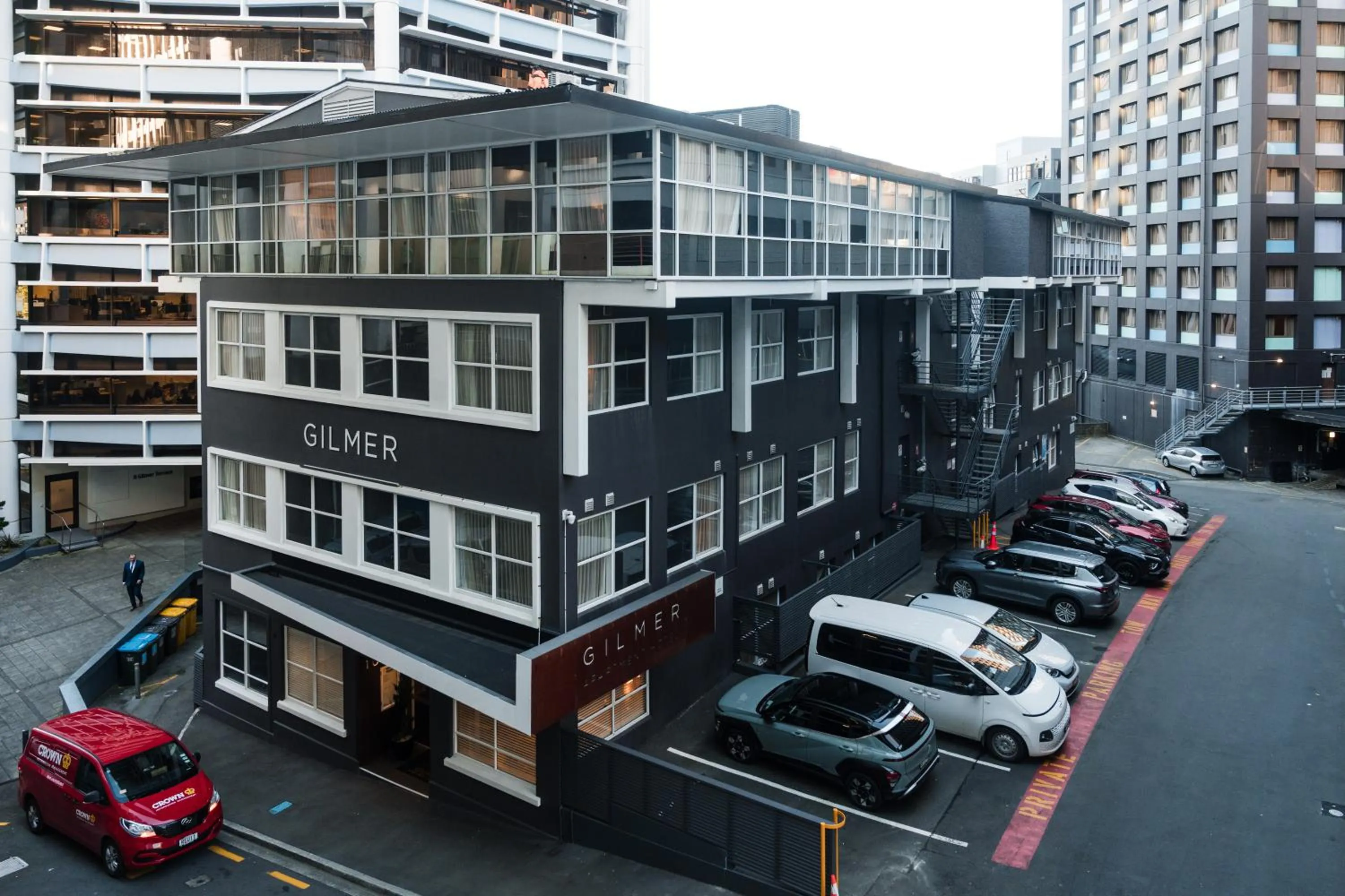 Property building in Gilmer Apartment Hotel