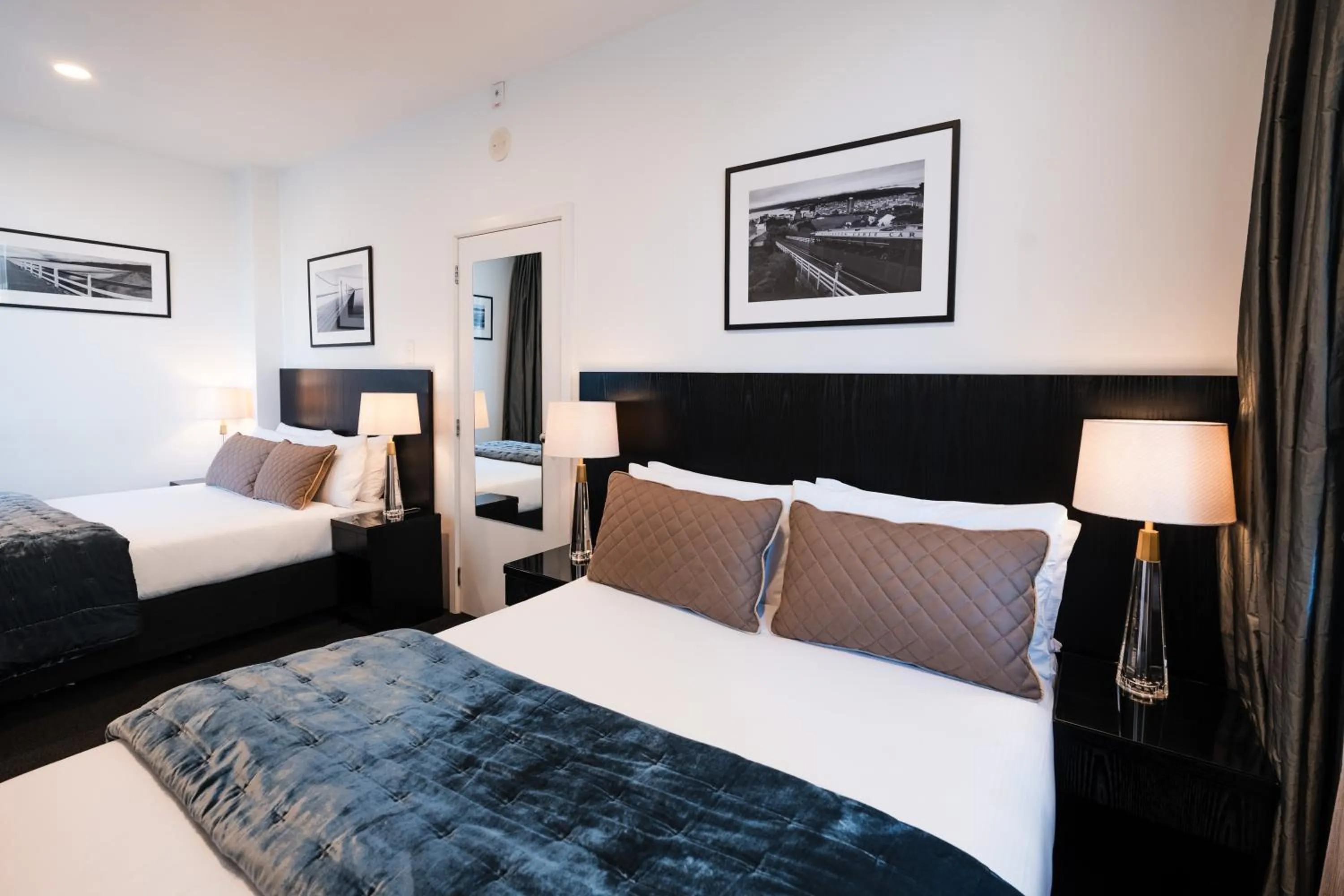 Bed in Gilmer Apartment Hotel